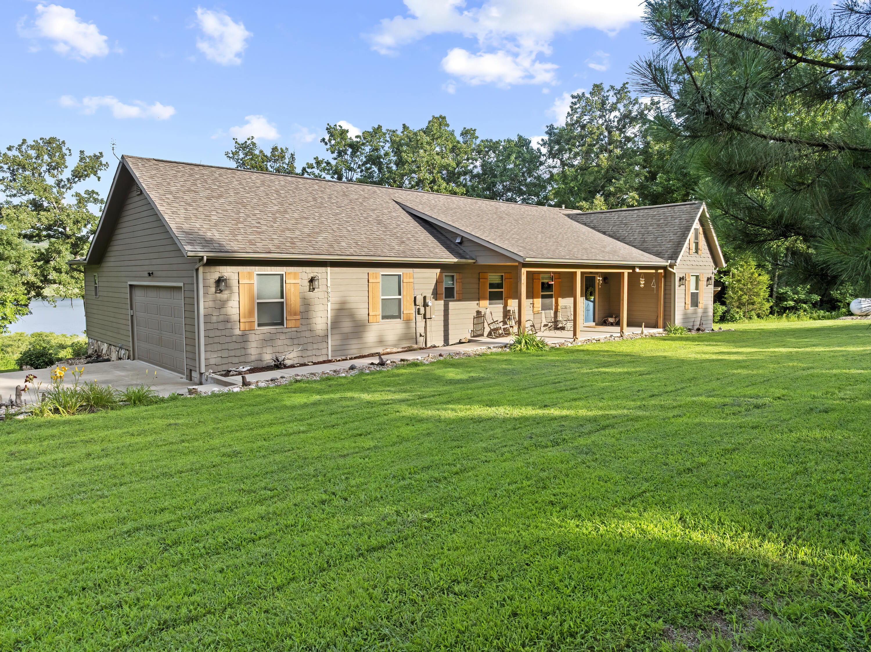 Photo of 7658 Trout Pond Road Lead Hill AR 72644
