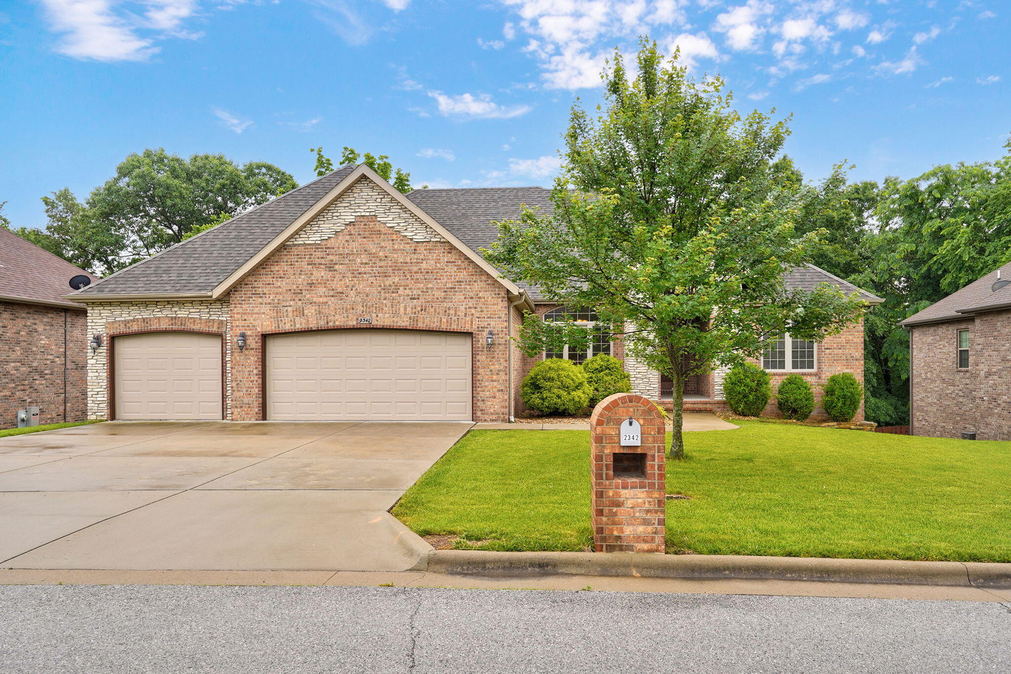 Photo of 2342 W Darby Street Springfield MO 65810
