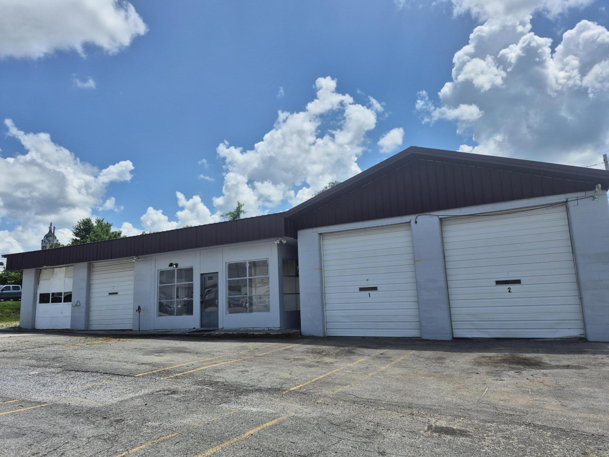 Photo of 206 W North Street Mt Vernon MO 65712