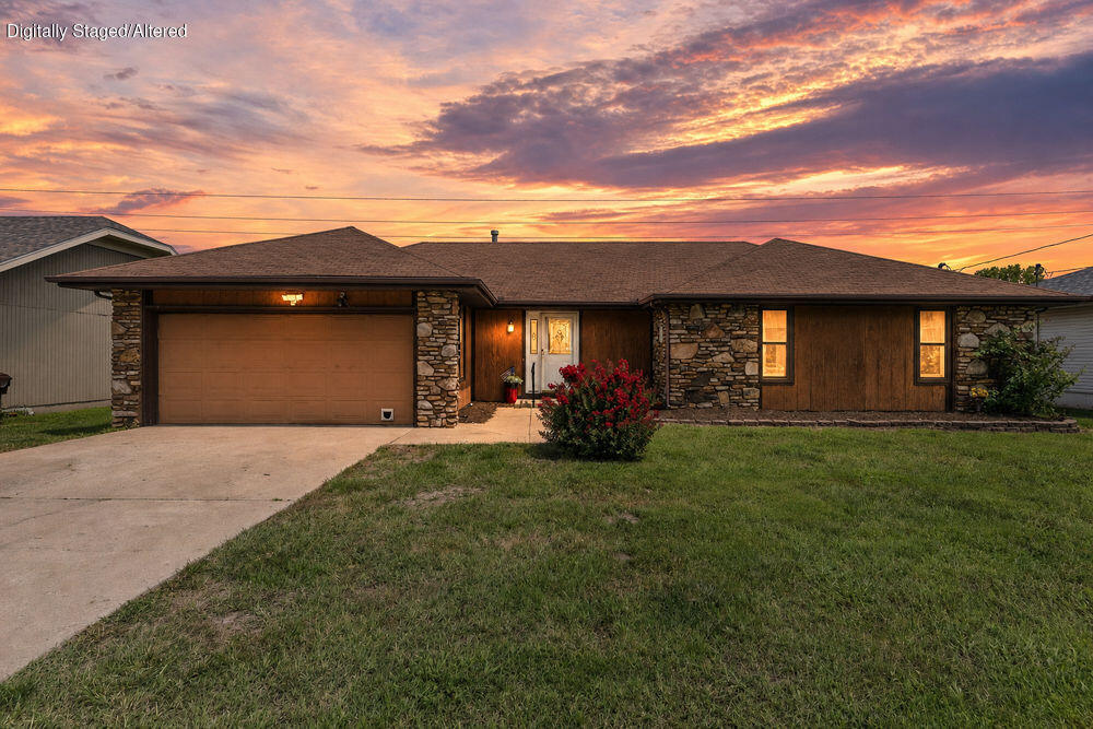 Photo of 539 E Erie Street Springfield MO 65807
