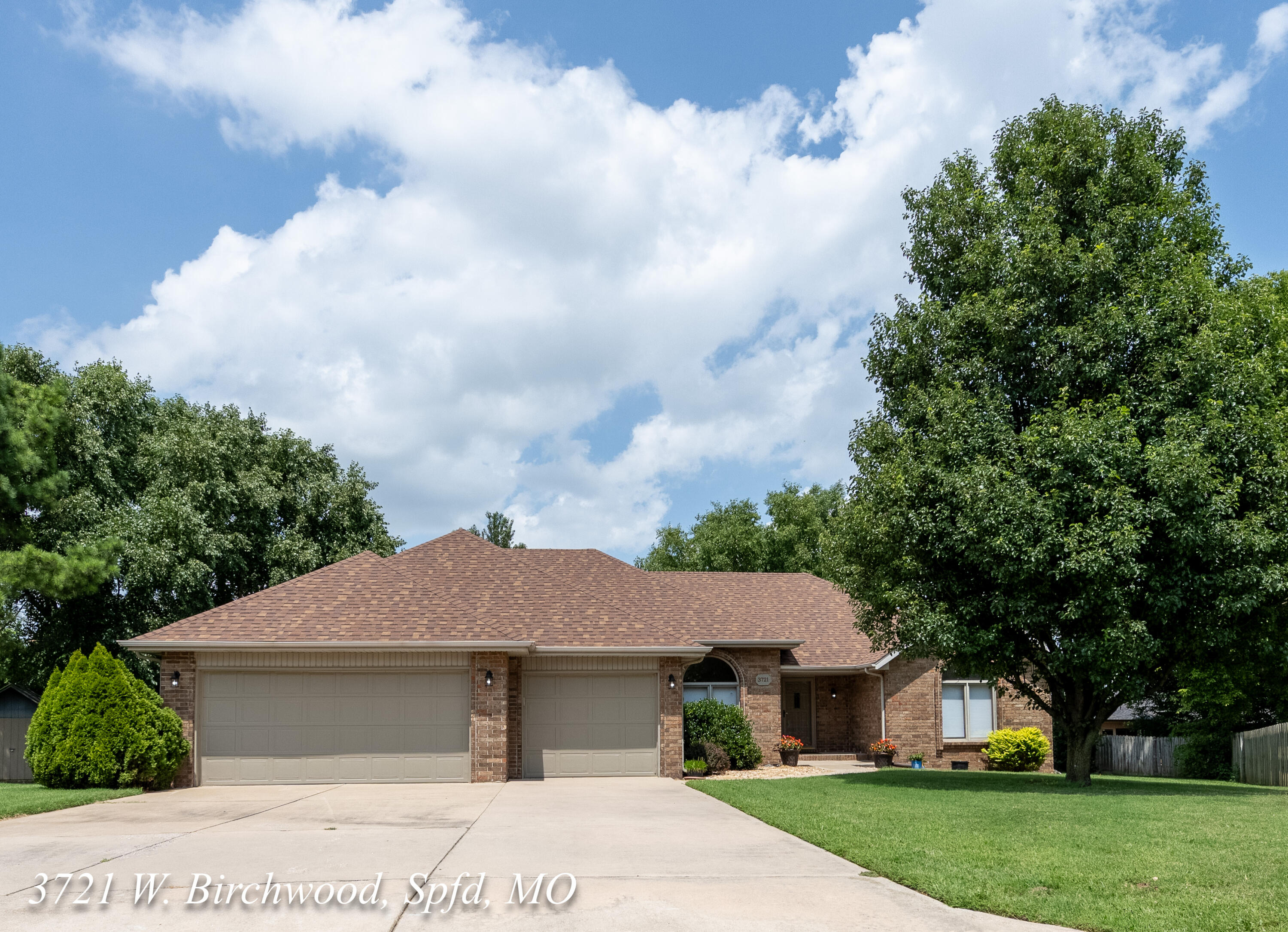 Photo of 3721 W Birchwood Court Springfield MO 65807