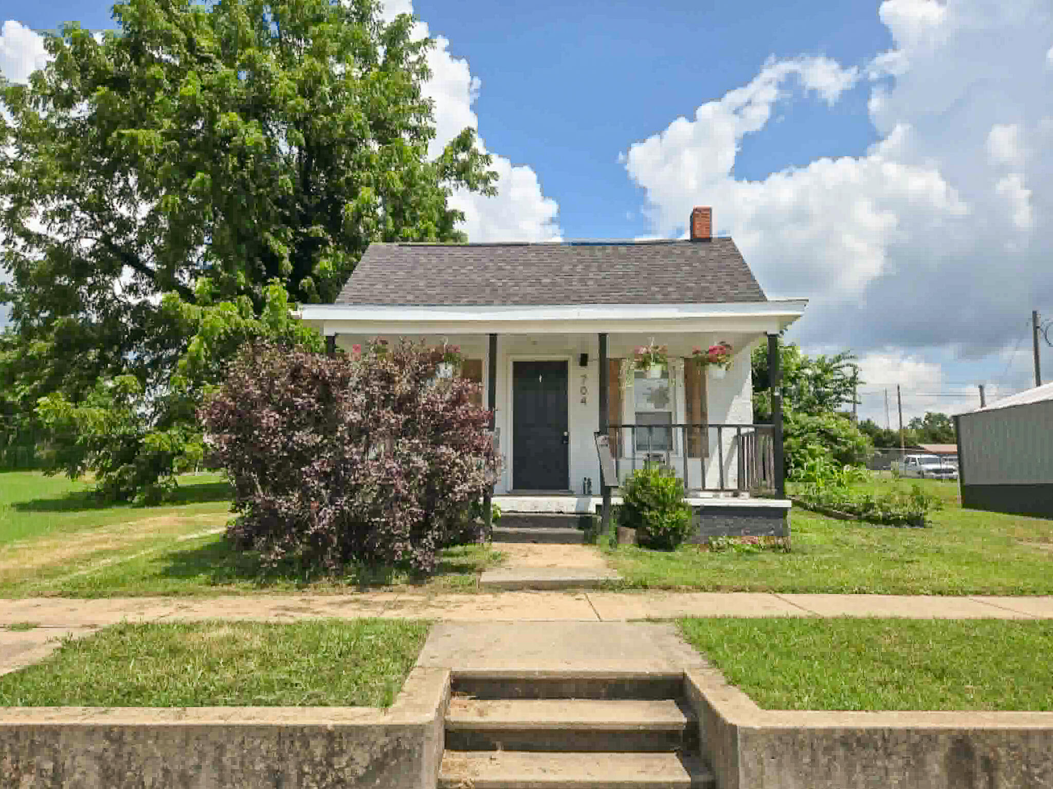 Photo of 704 Main Street Cabool MO 65689