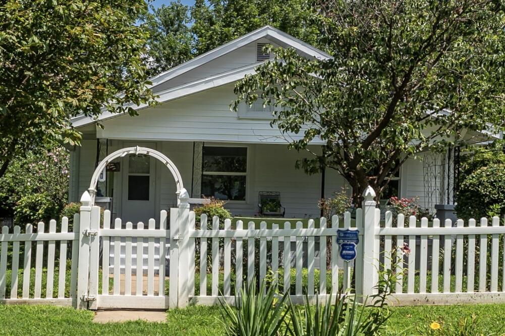 Photo of 921 W Turner Street Springfield MO 65803