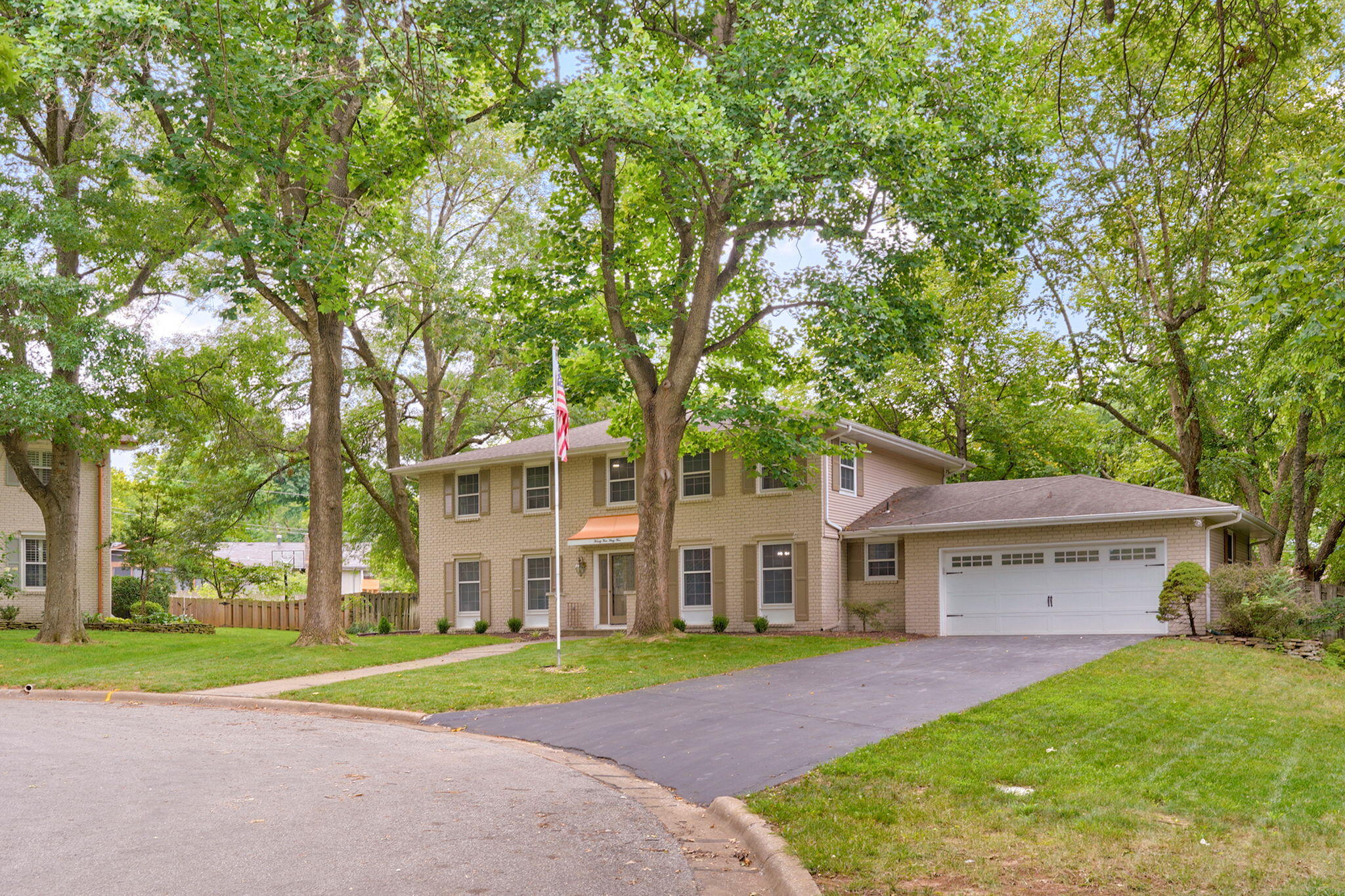 Photo of 2435 E Michelle Place Springfield MO 65804