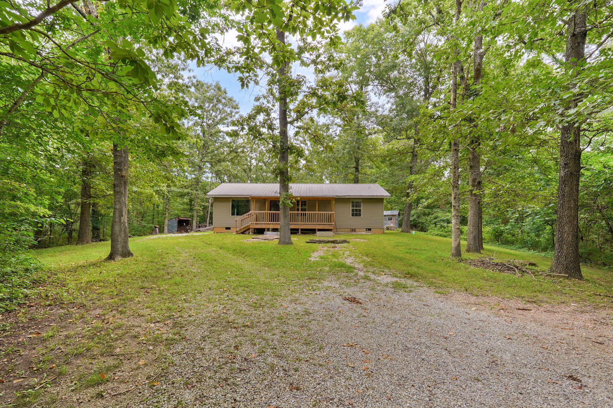 Photo of 326 Arliss Drive Crane MO 65633