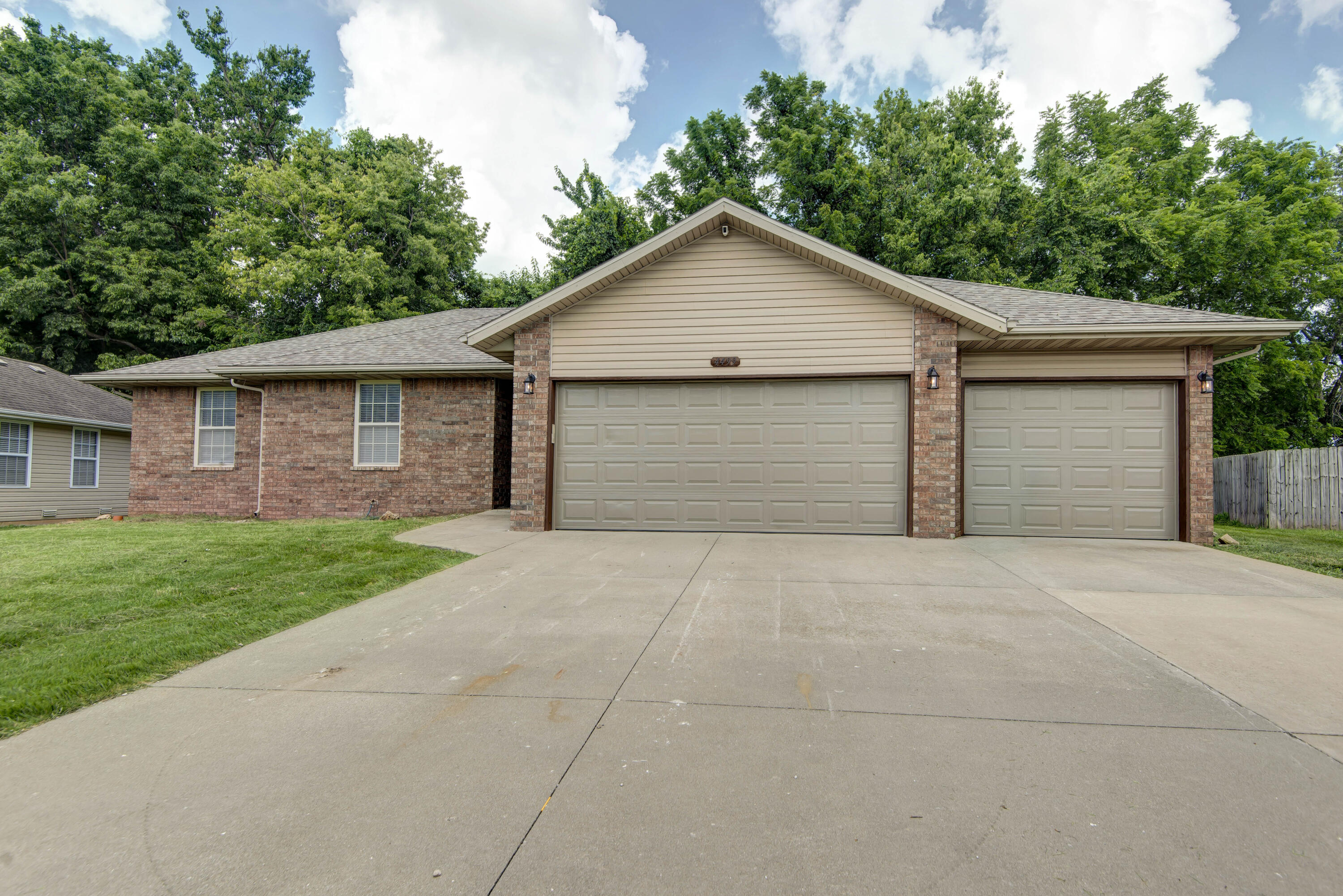 Photo of 4499 W Nicholas Street Springfield MO 65802