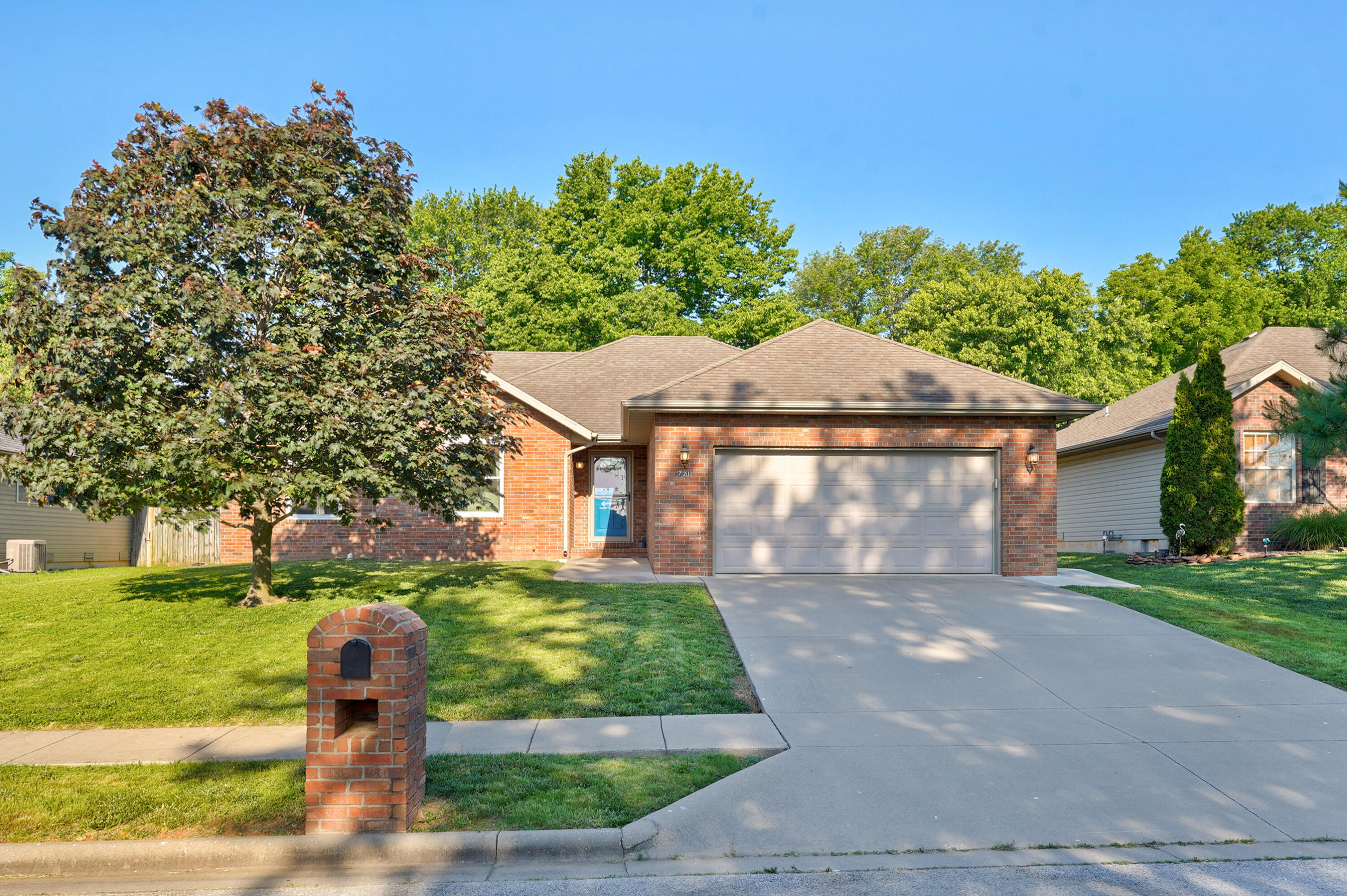 Photo of 721 N Bluegill Street Nixa MO 65714