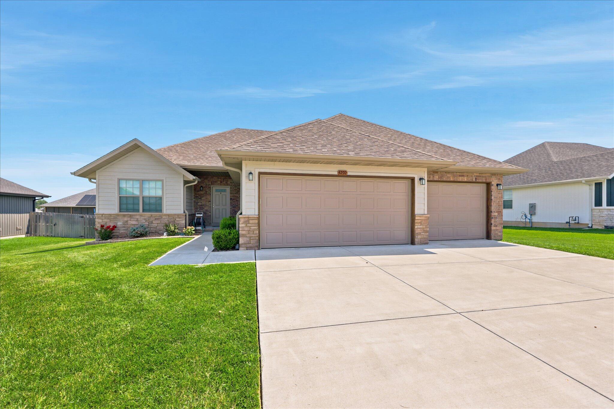Photo of 4292 N Venice Avenue Ozark MO 65721