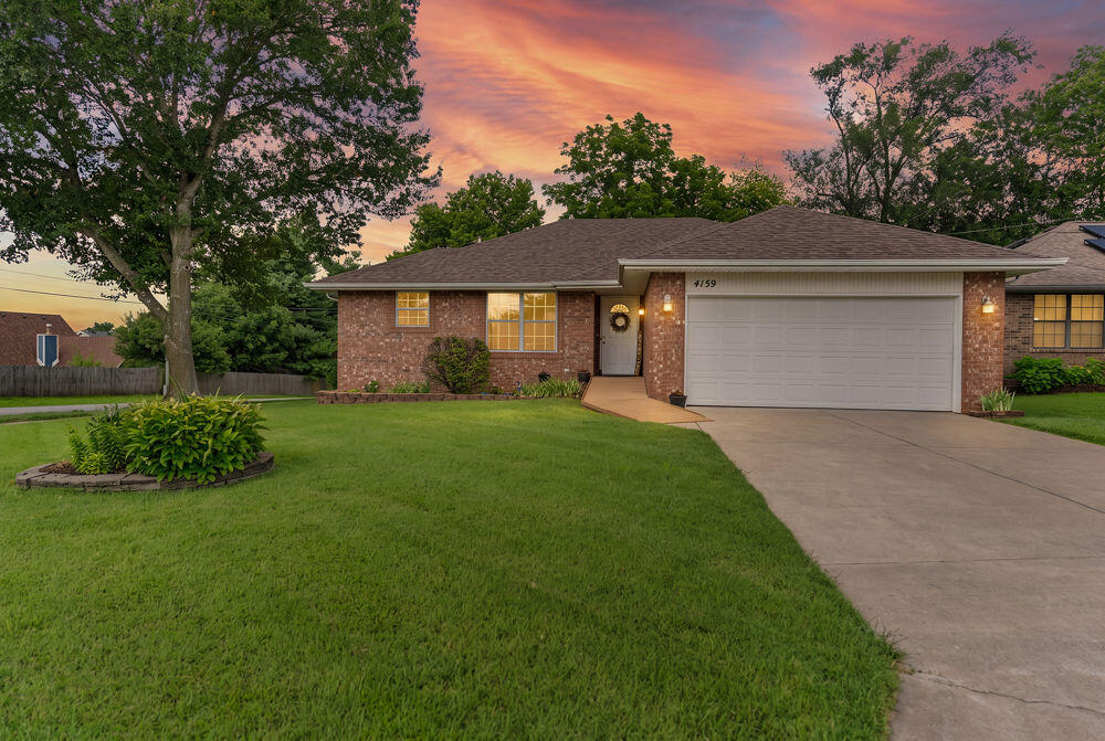 Photo of 4159 S Oak Avenue Springfield MO 65804