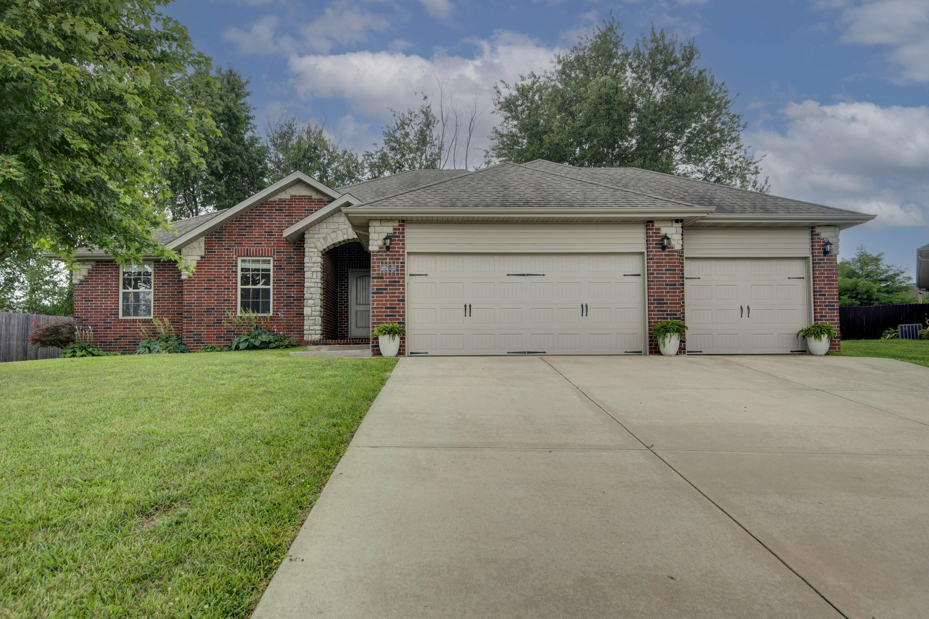 Photo of 2512 W Chris Court Ozark MO 65721