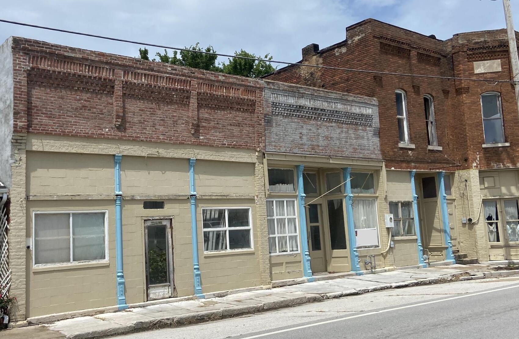 Photo of 119-127 E Main Street Walnut Grove MO 65770