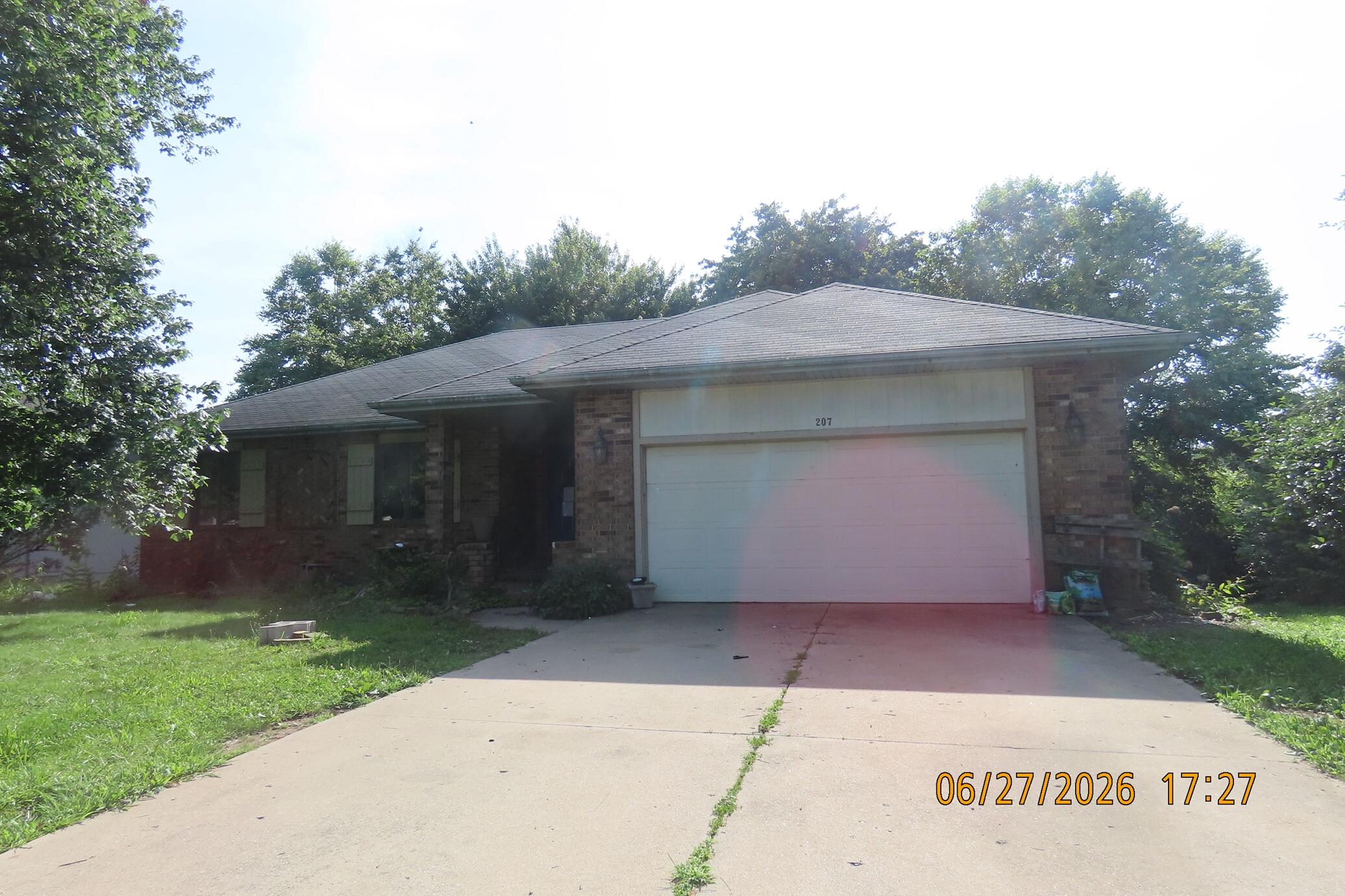 Photo of 207 N Gregg Road Nixa MO 65714