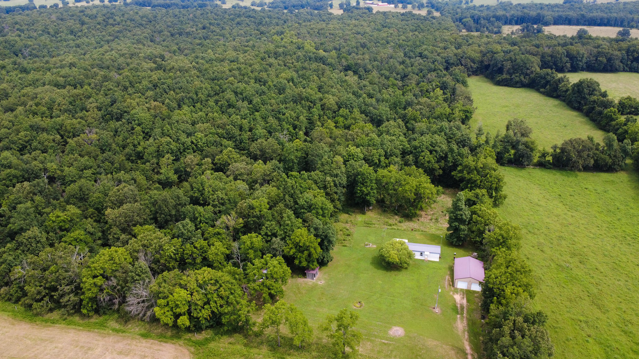 Photo of 3899 County Road 304 Alton MO 65606