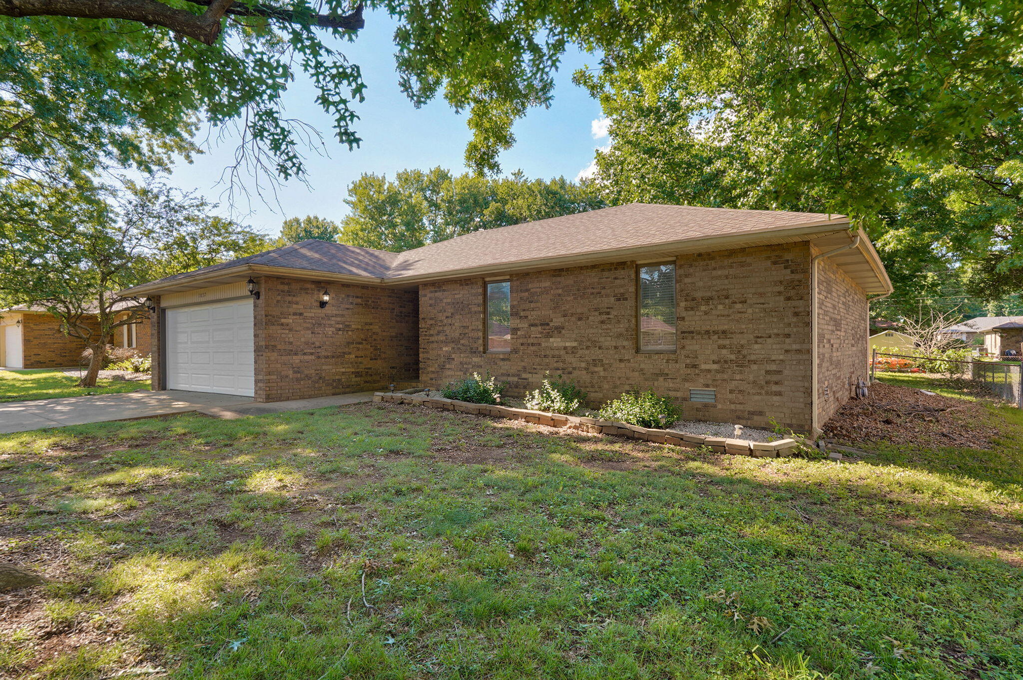 Photo of 1037 W Lindberg Street Springfield MO 65807