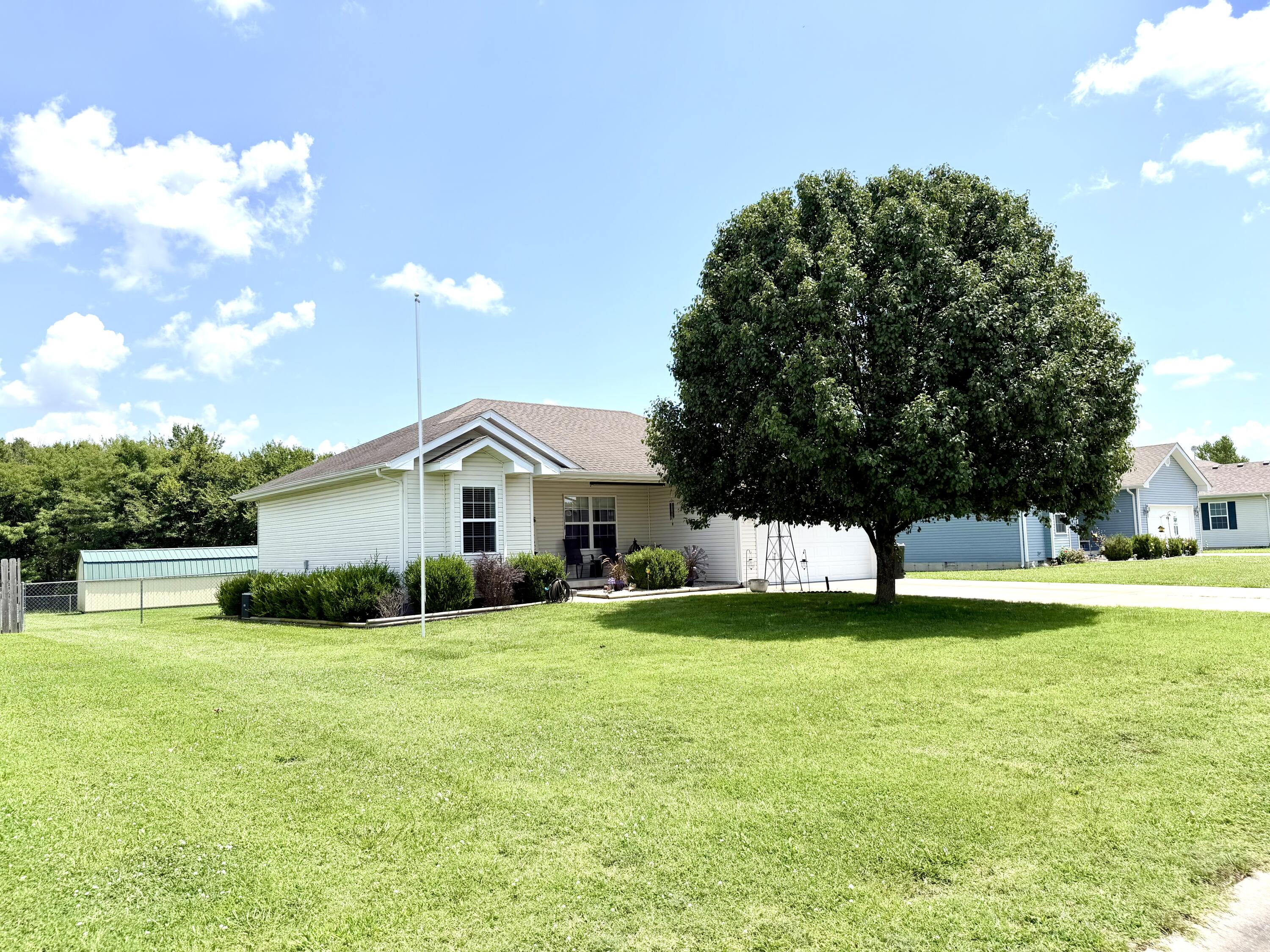 Photo of 4812 S 130th Road Bolivar MO 65613