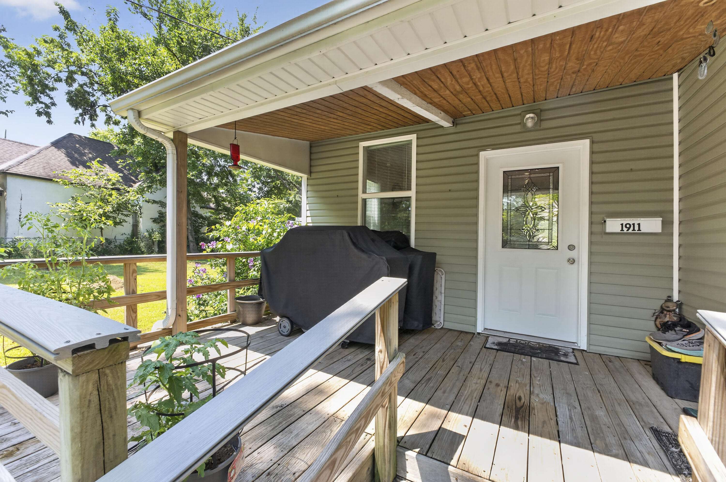 Photo of 1911 N Benton Avenue Springfield MO 65803