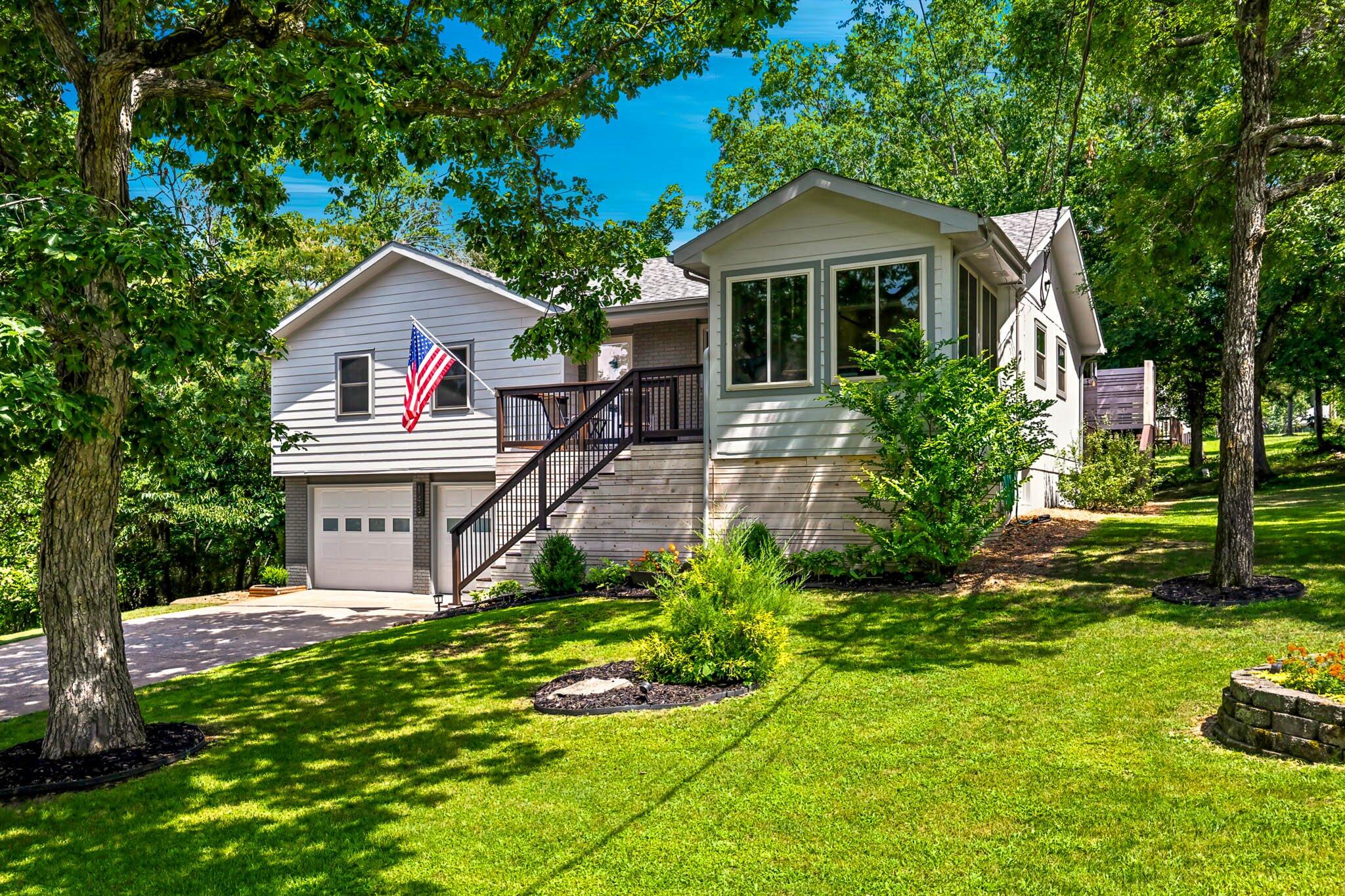 Photo of 143 Santana Circle Reeds Spring MO 65737