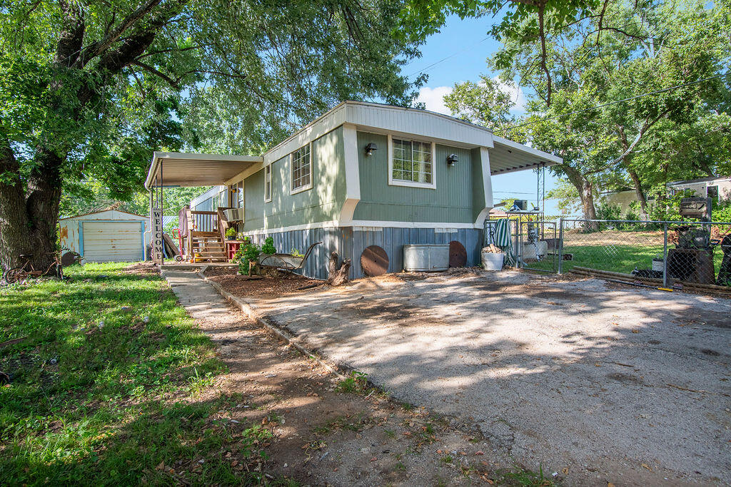 Photo of 1005 W Kirkwood Drive Ozark MO 65721
