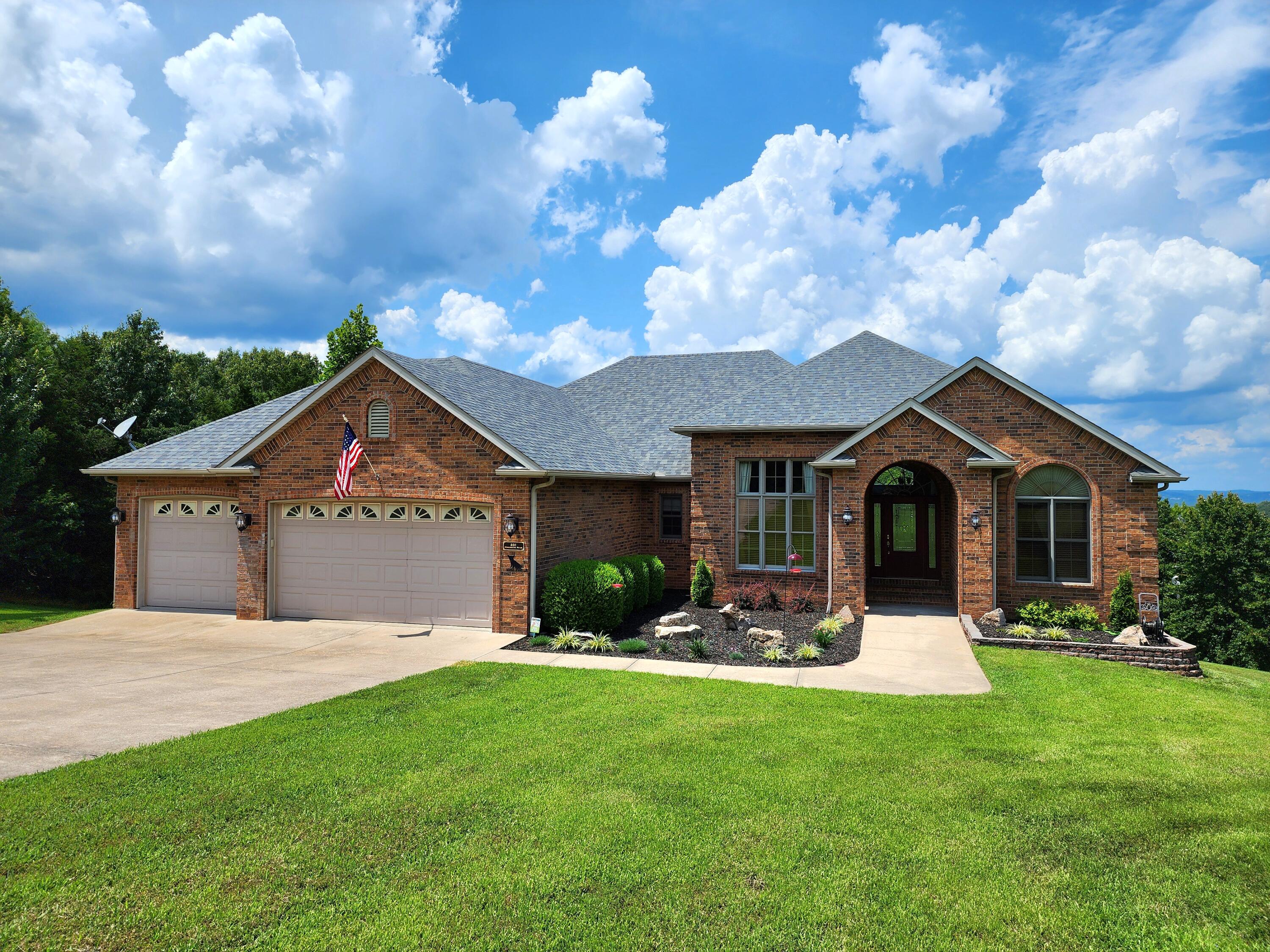 Photo of 231 Kingsgate Road Lampe MO 65681