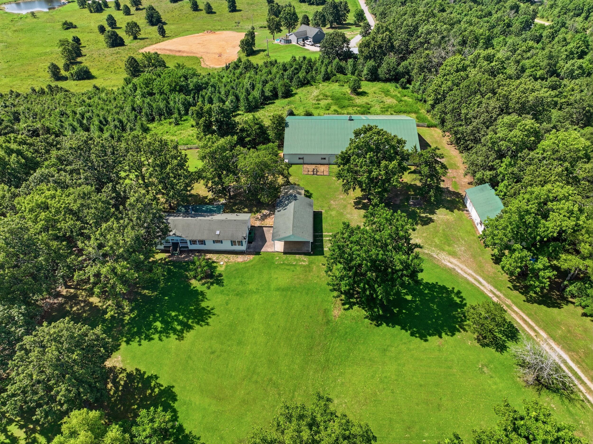 Photo of 1038 County Road 1280 West Plains MO 65775