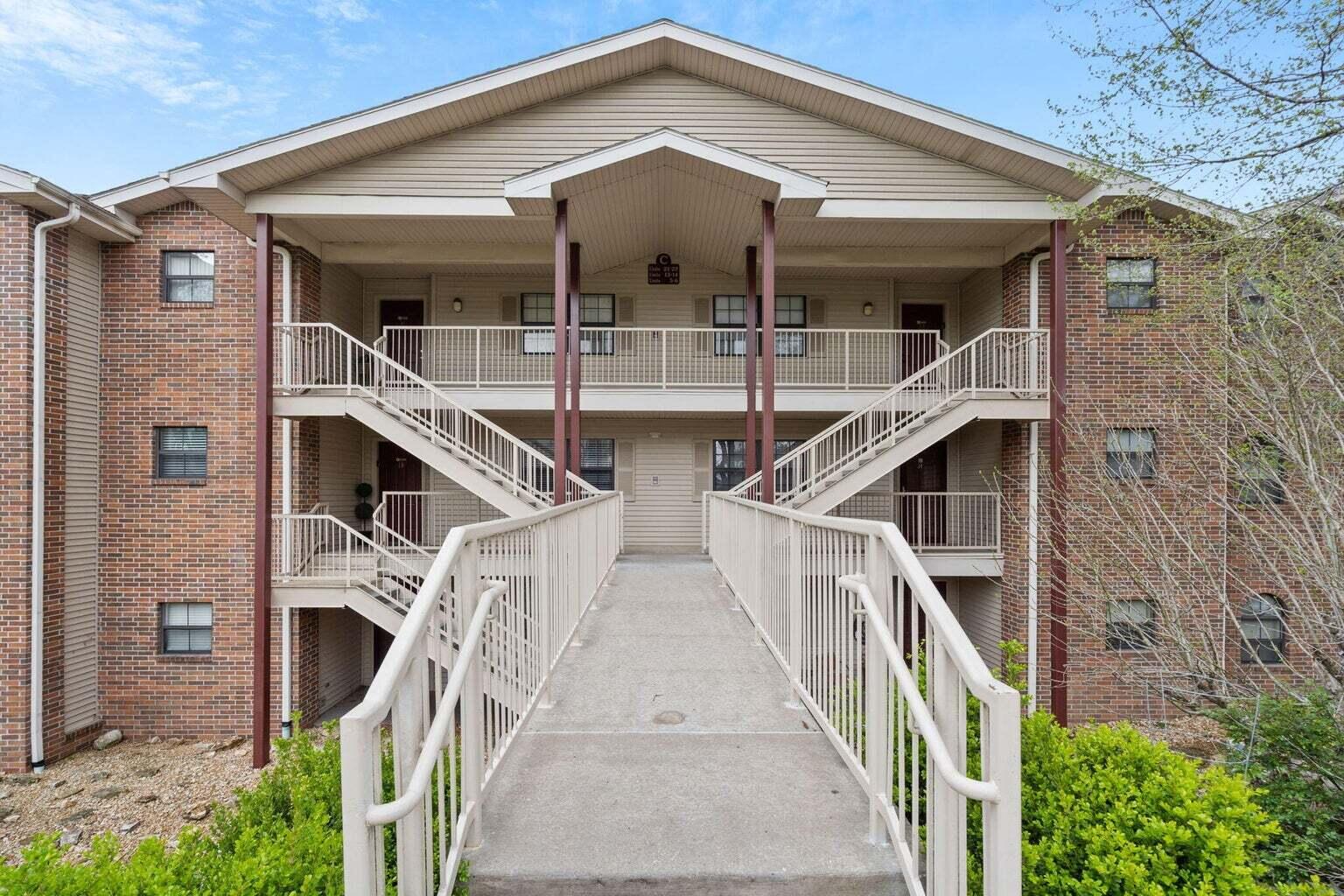 Photo of 350 S Wildwood Drive ## 18 Branson MO 65616