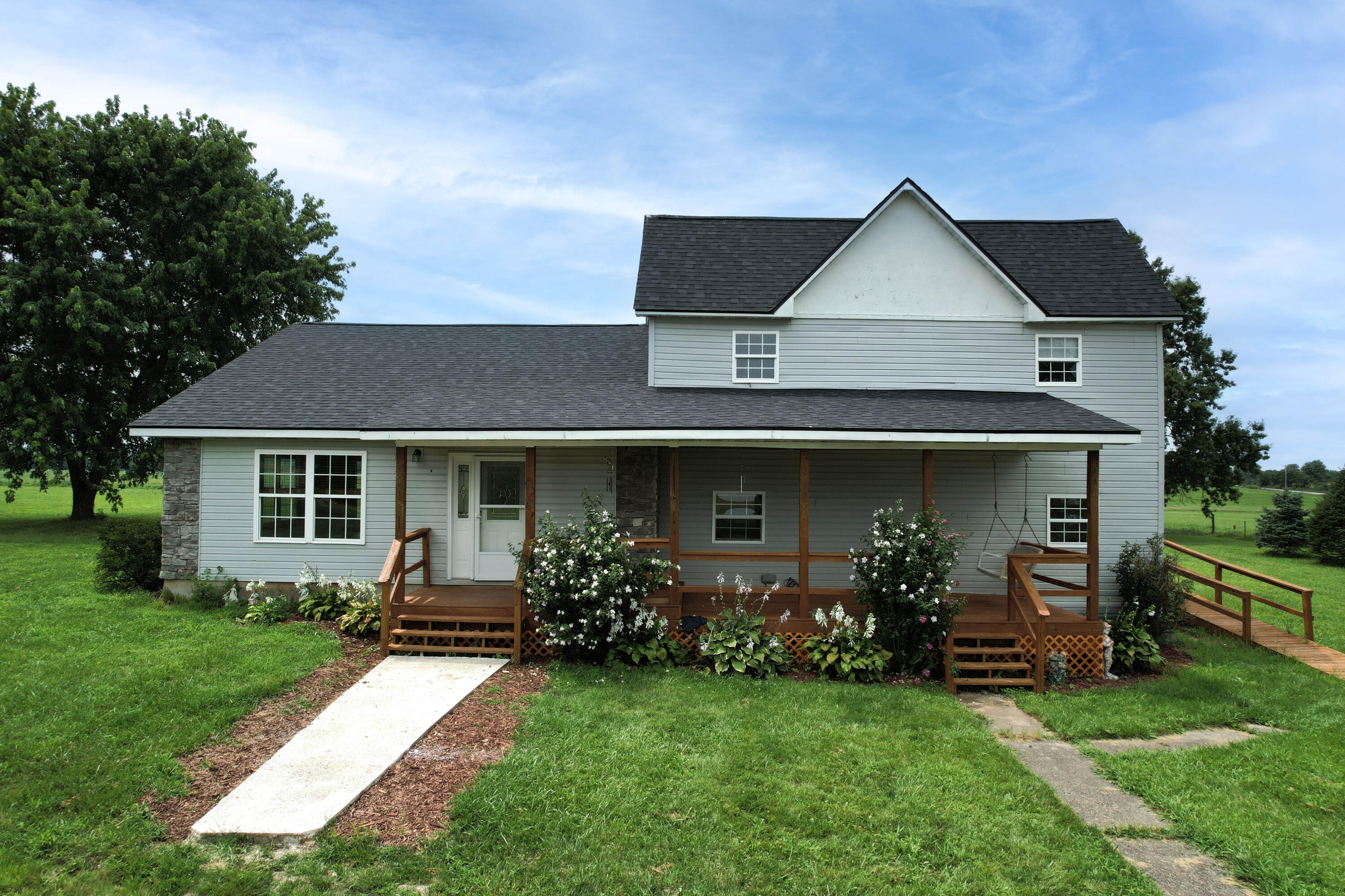 Photo of 26982 State Highway 38 Marshfield MO 65706