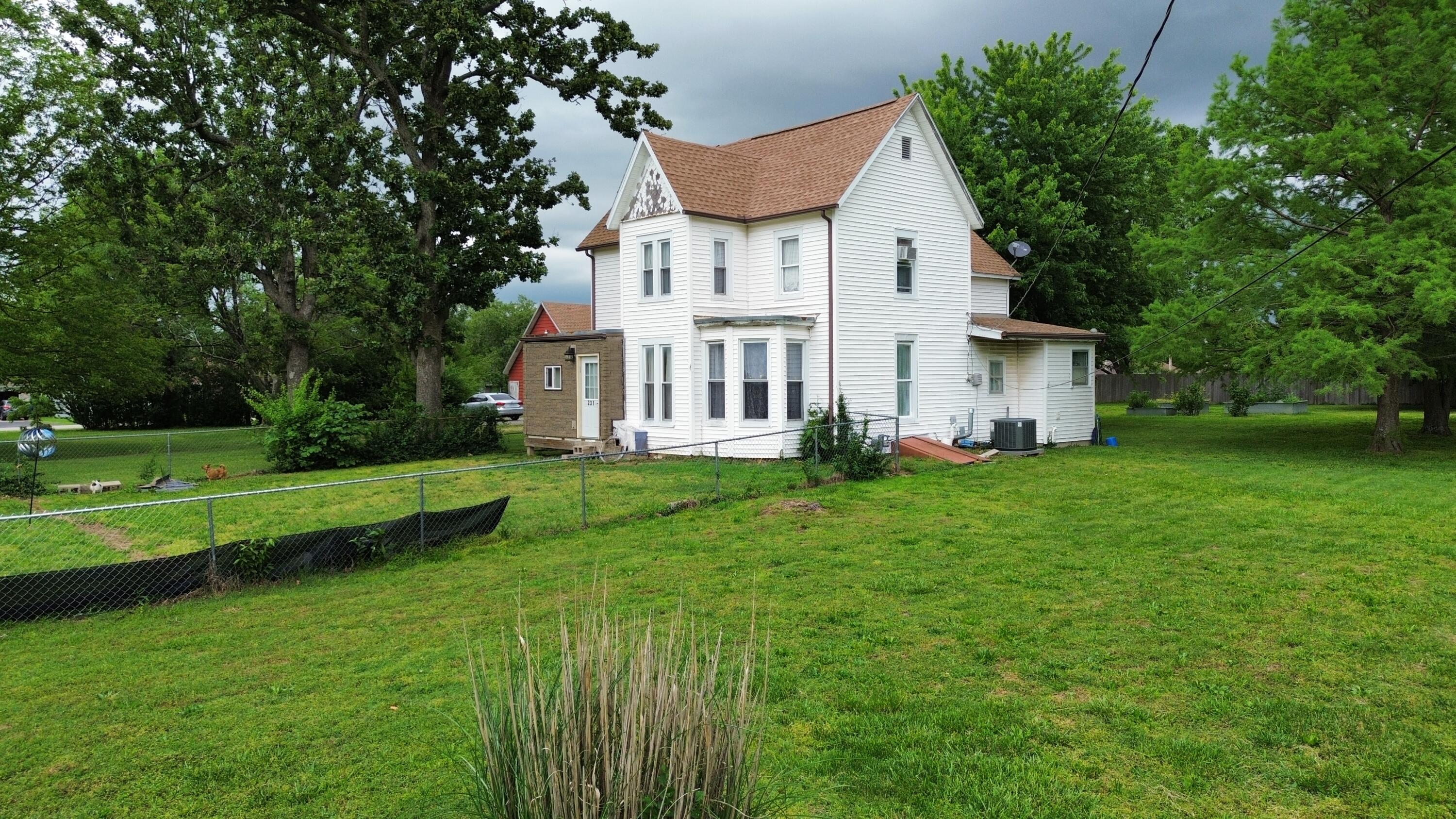 Photo of 231 E Terrill Creek Road Billings MO 65610