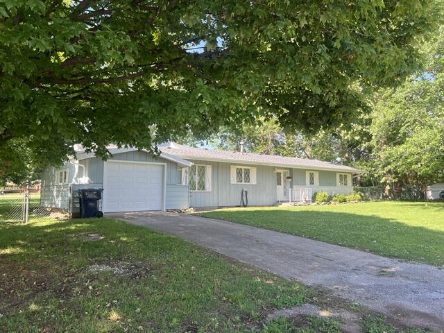 Photo of 607 E Summit Street Republic MO 65738