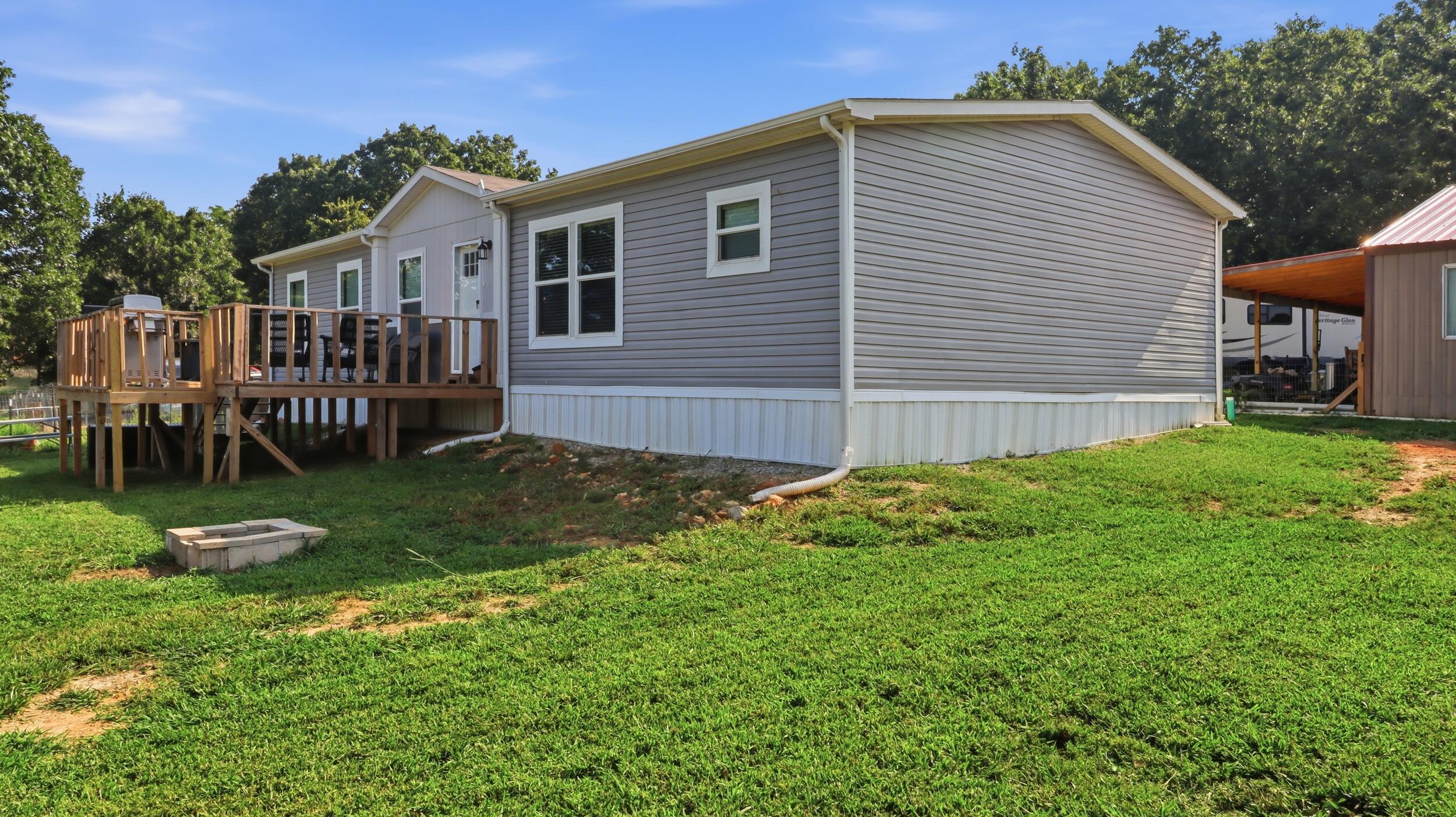 Photo of 9617 County Road 2680 Mountain View MO 65548