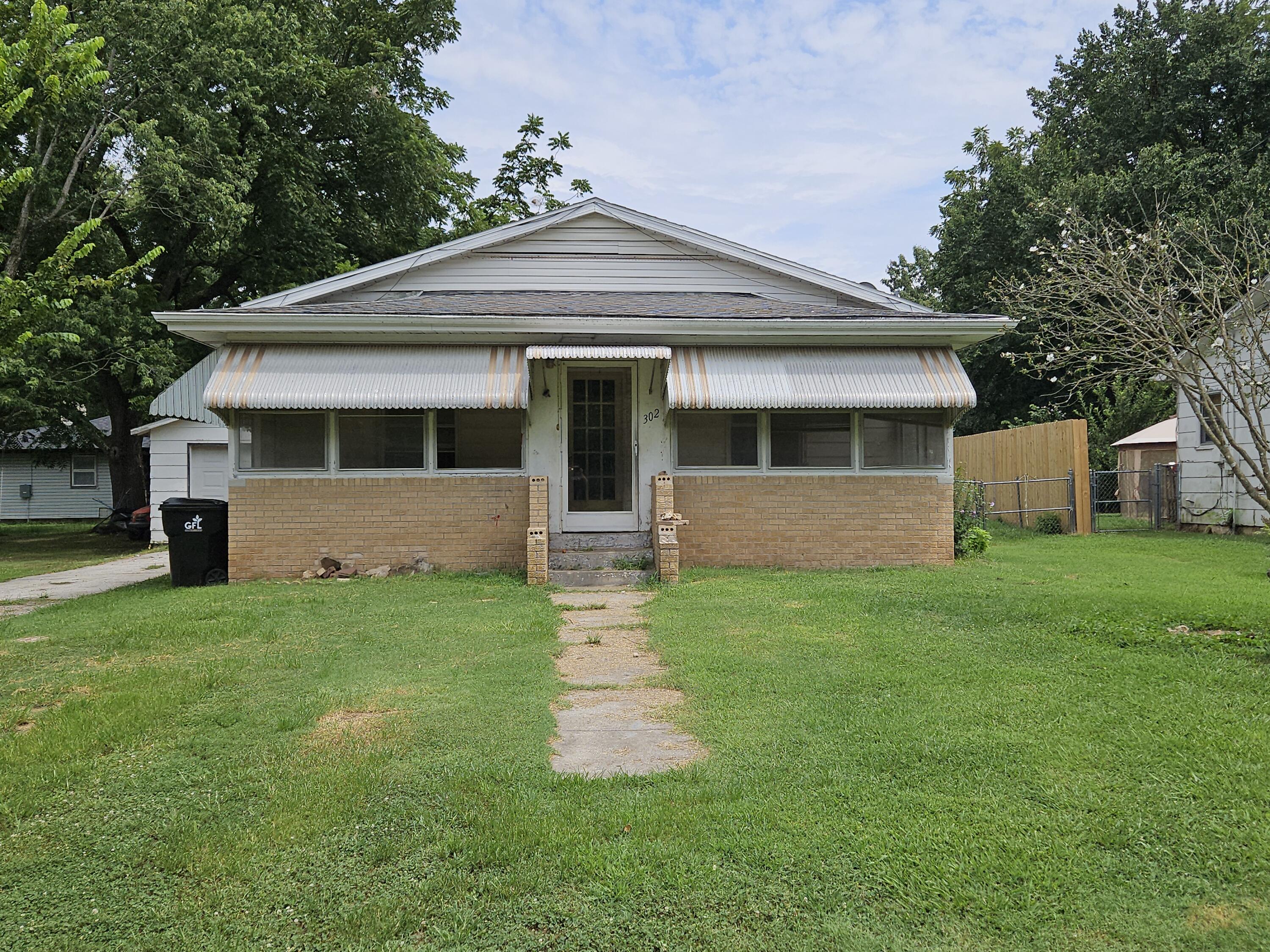 Photo of 302 S Chicago Avenue Marionville MO 65705