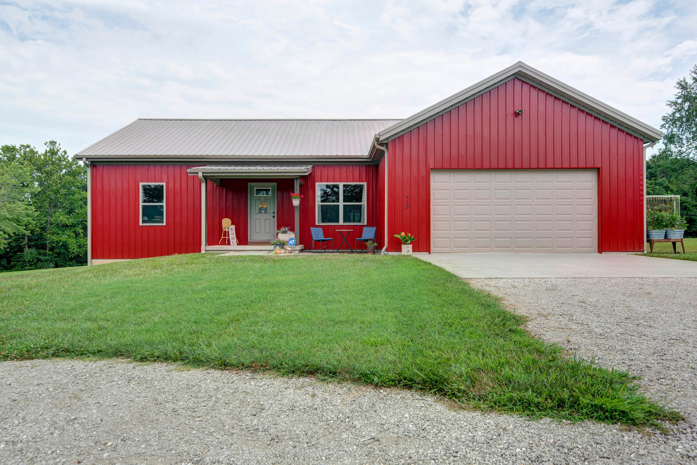 Photo of 712 Birdsong Lane Marshfield MO 65706