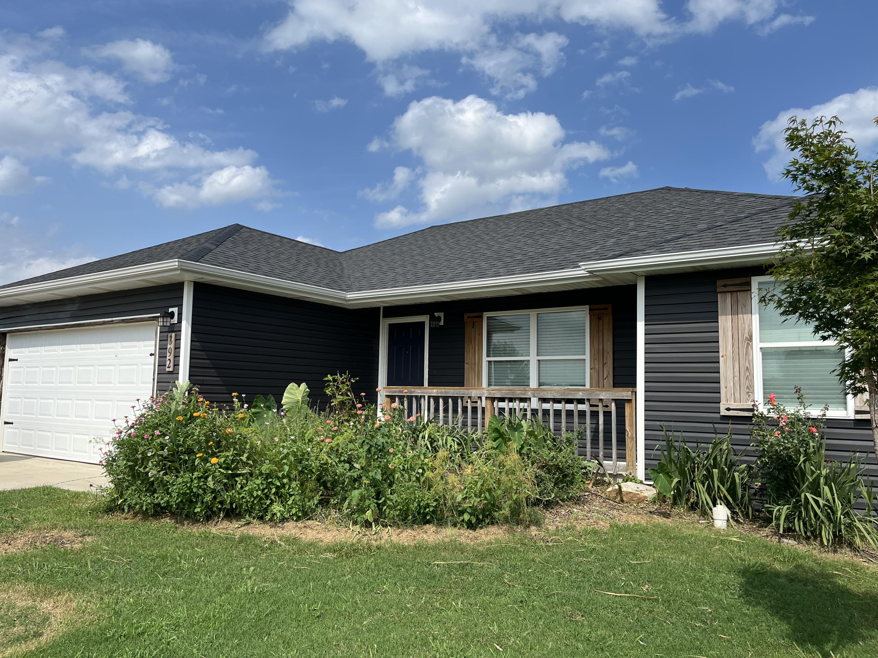 Photo of 392 Pirate Lane Pleasant Hope MO 65725