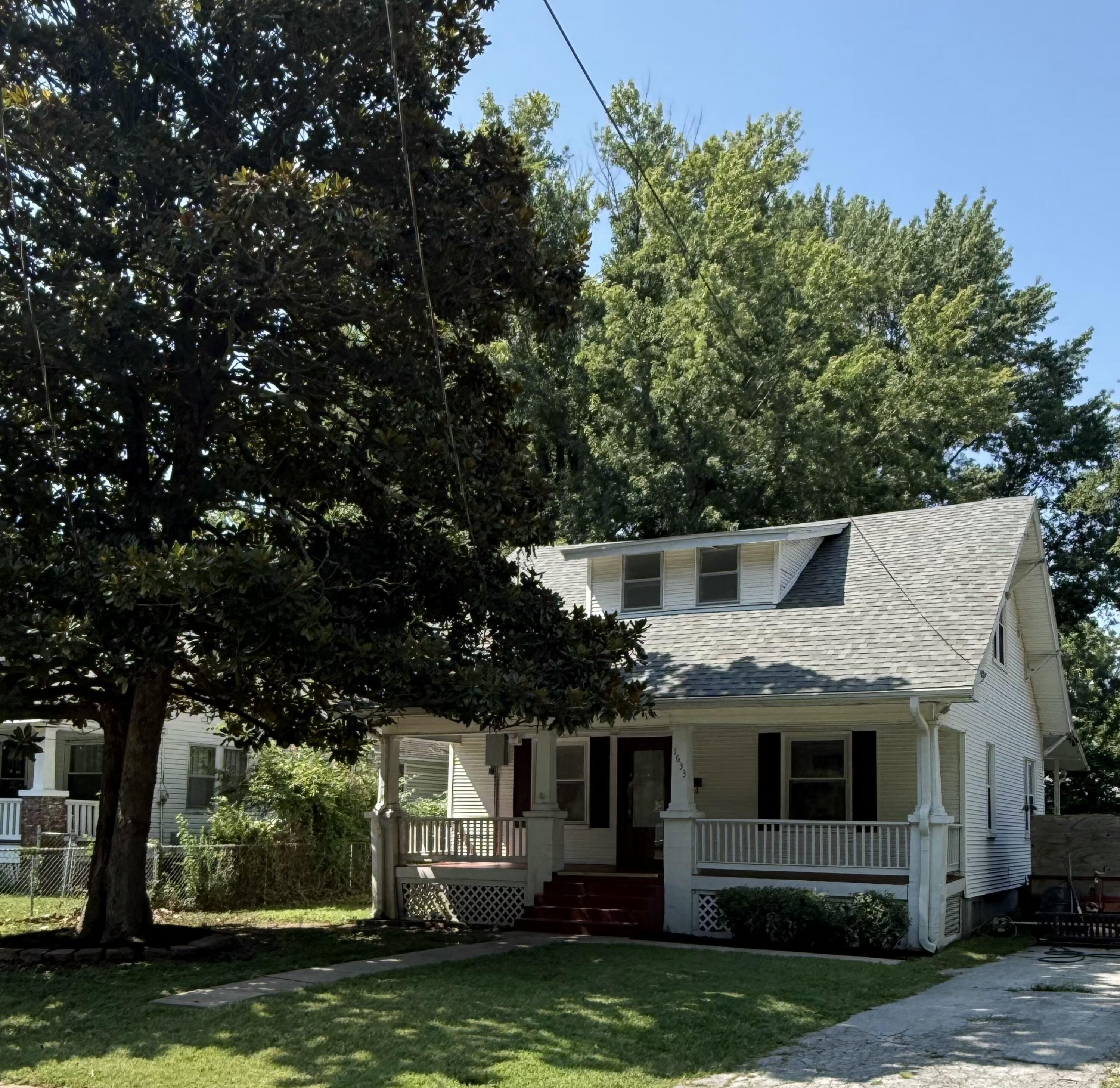 Photo of 1633 E Lombard Street Springfield MO 65802