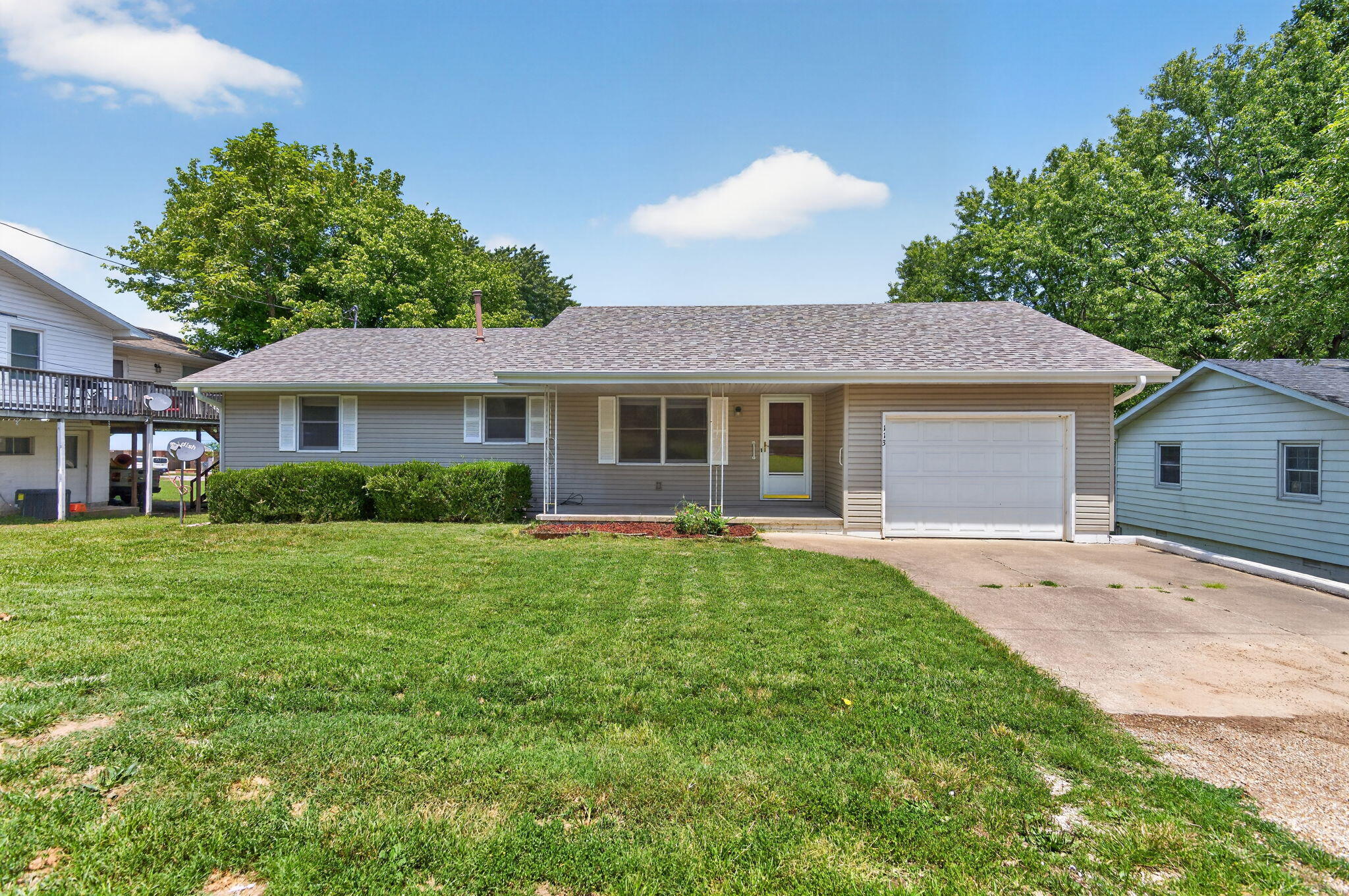 Photo of 113 W Edgewood Street Crane MO 65633