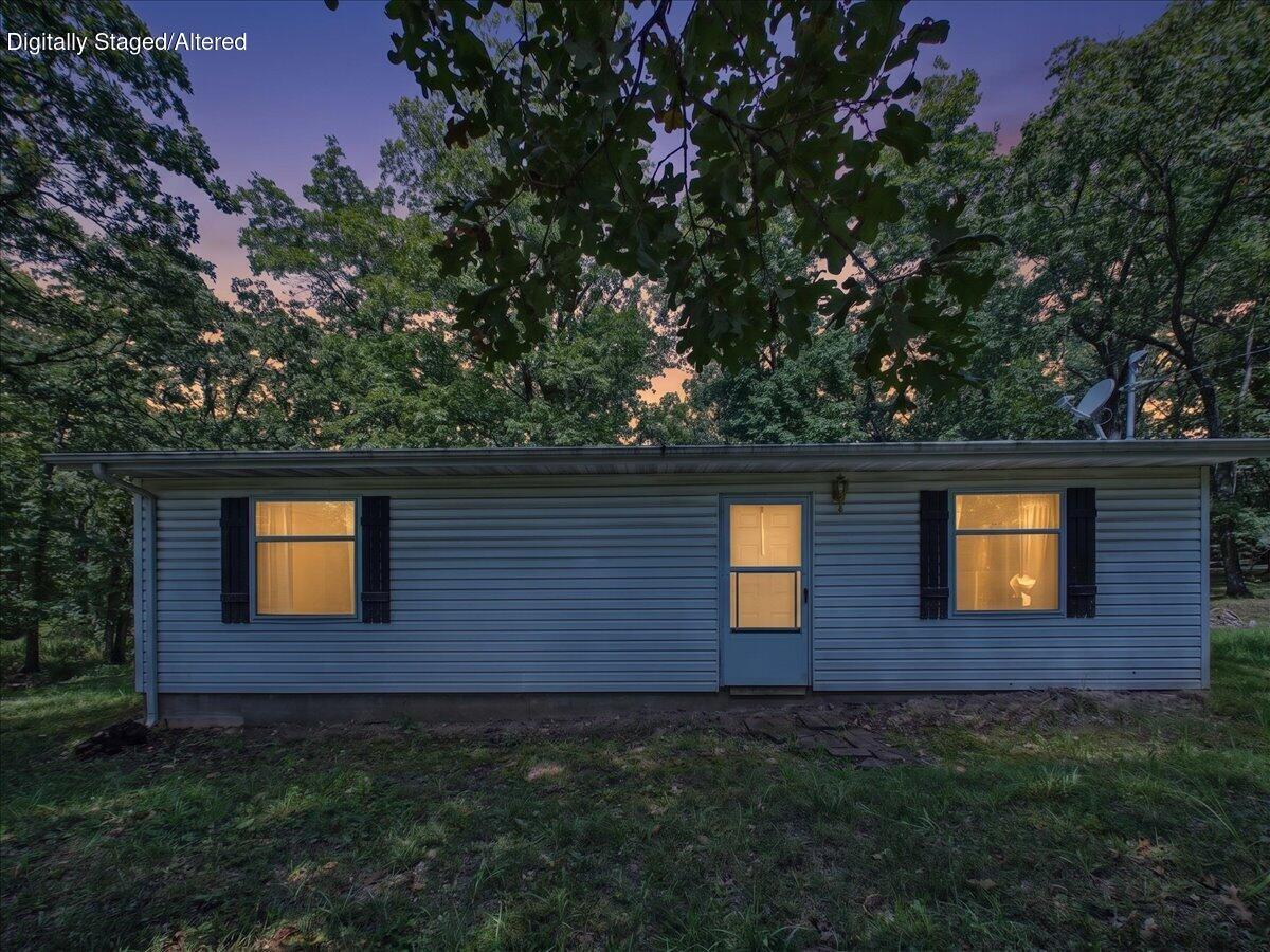 Photo of 25385 County Road 246 Hermitage MO 65668