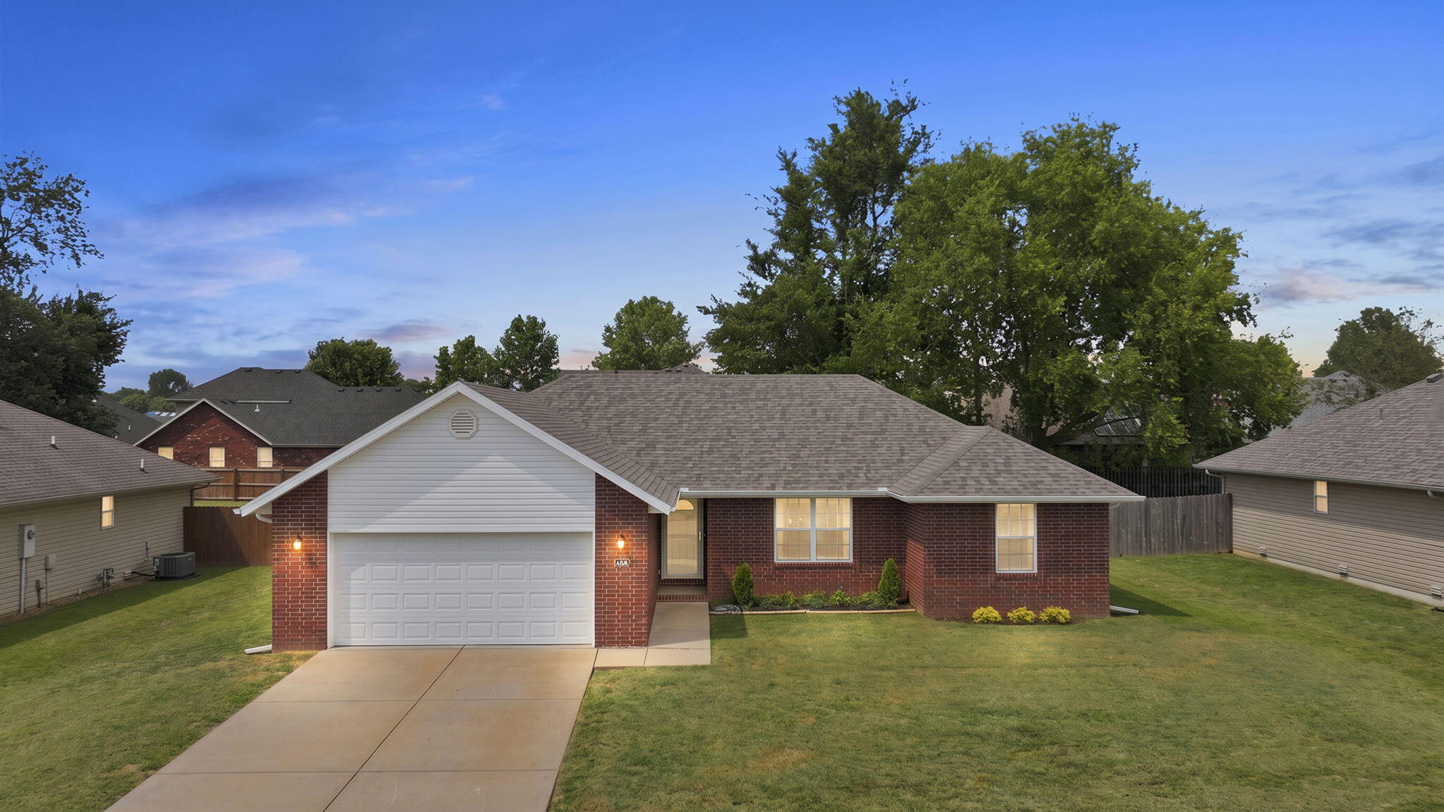 Photo of 405 E Whitethorn Drive Republic MO 65738