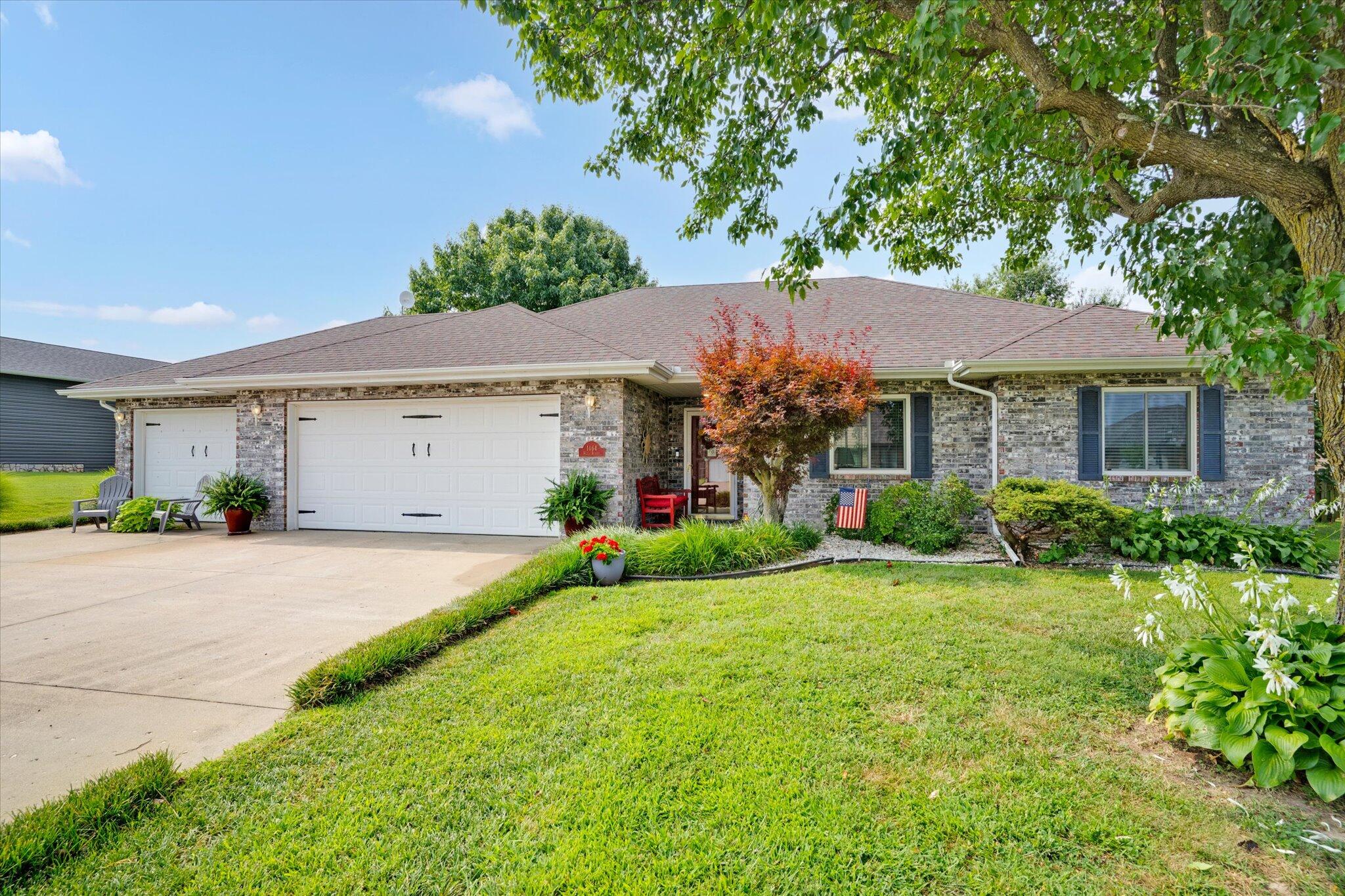 Photo of 1464 E Wells Street Bolivar MO 65613