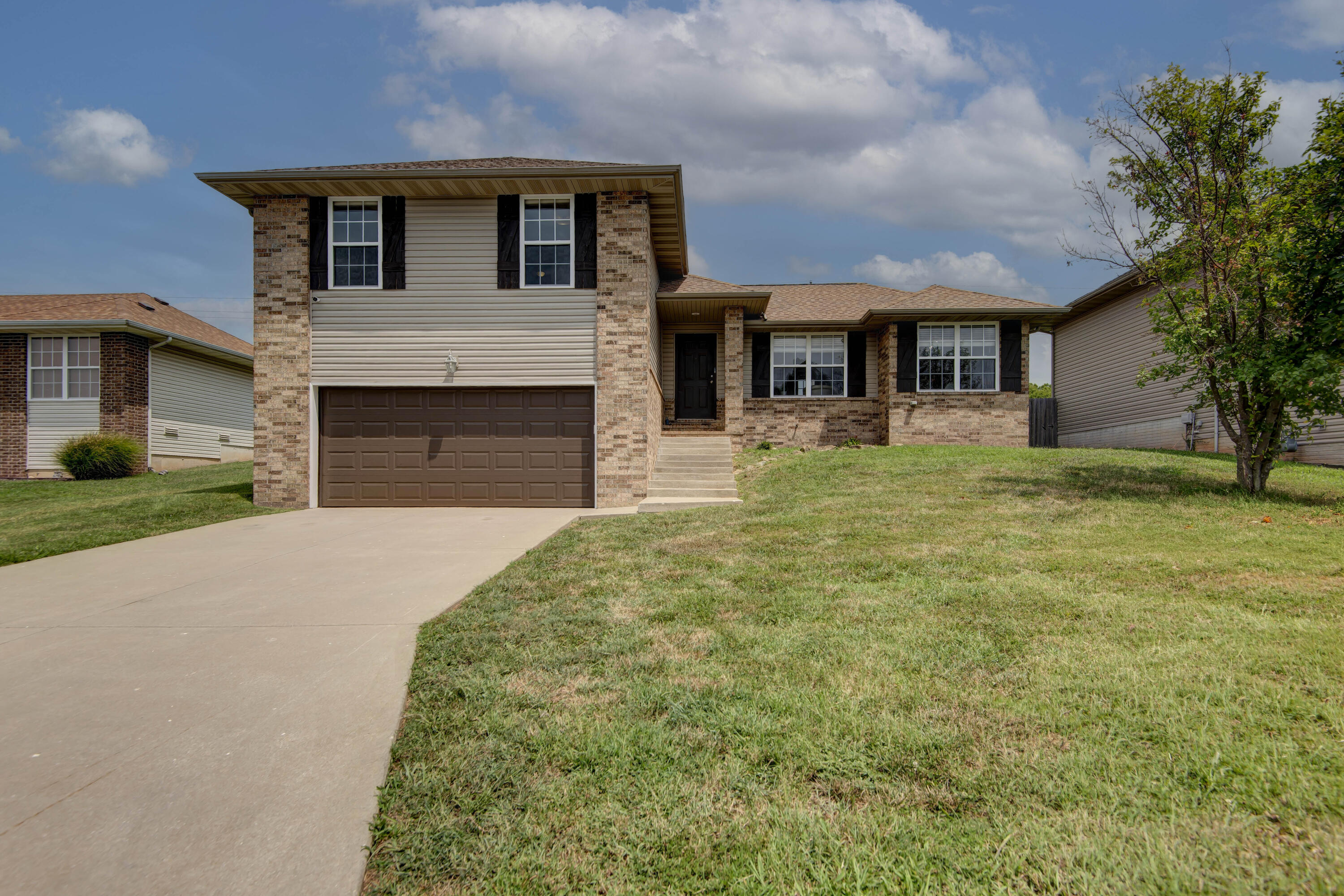 Photo of 3808 N Spring Brooke Avenue Springfield MO 65803