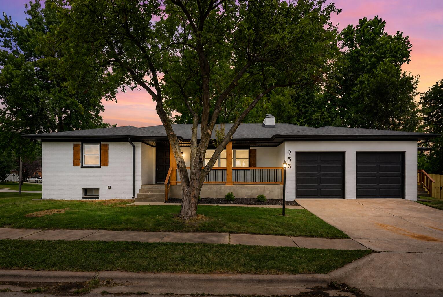 Photo of 953 W Kerr Street Springfield MO 65803