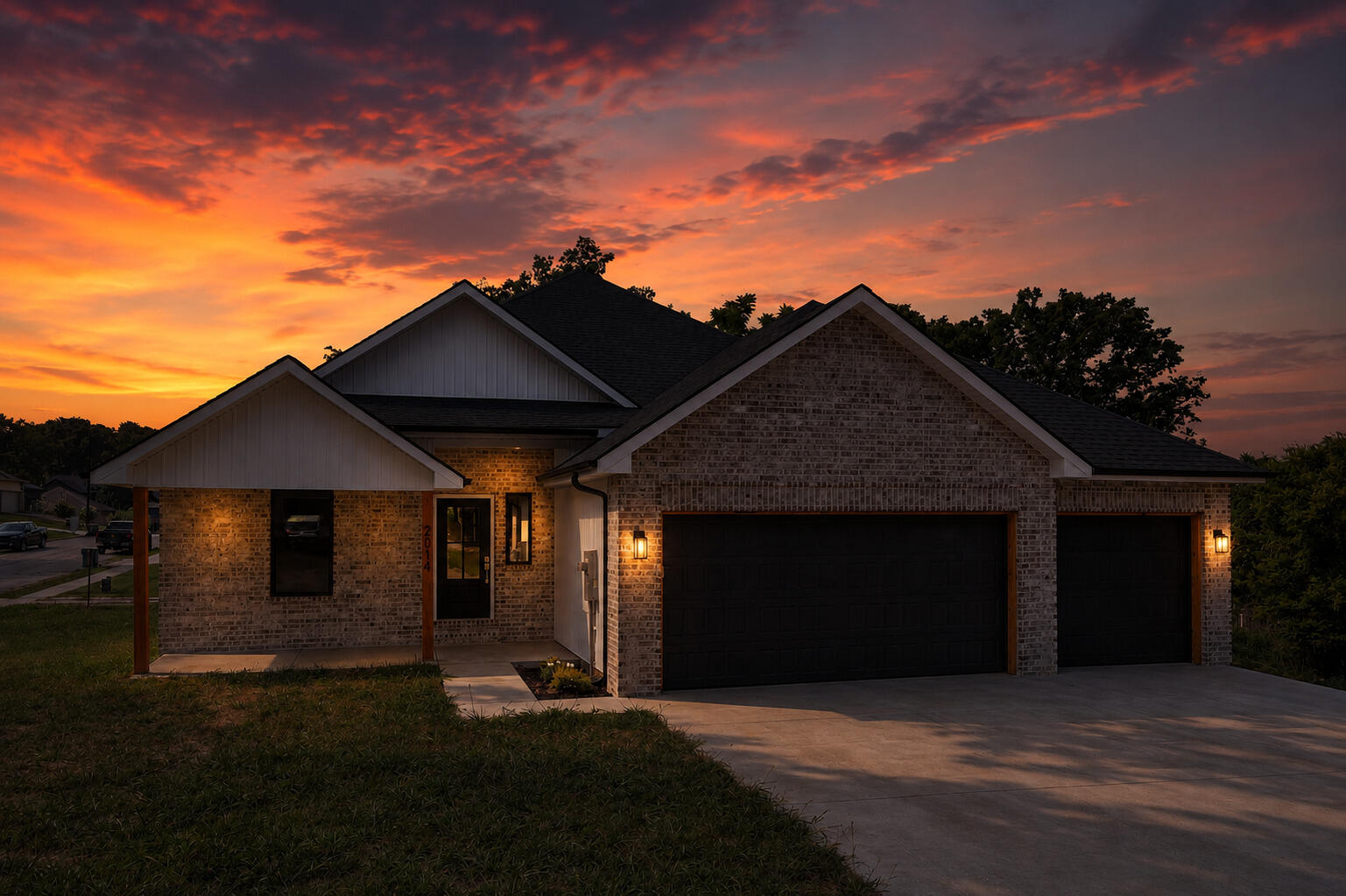 Photo of 2014 E Jay Street Ozark MO 65721