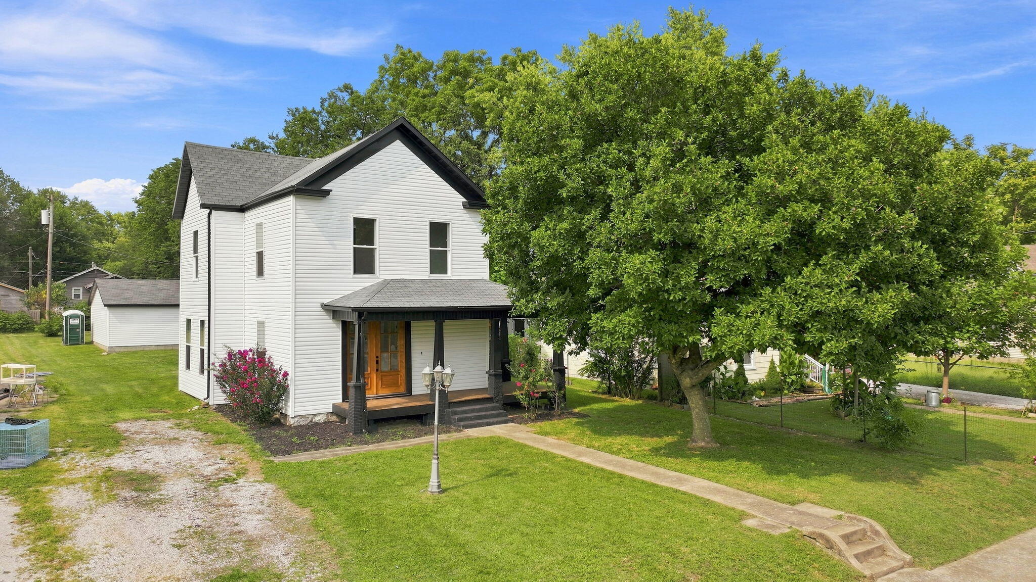 Photo of 1139 W Lynn Street Springfield MO 65802