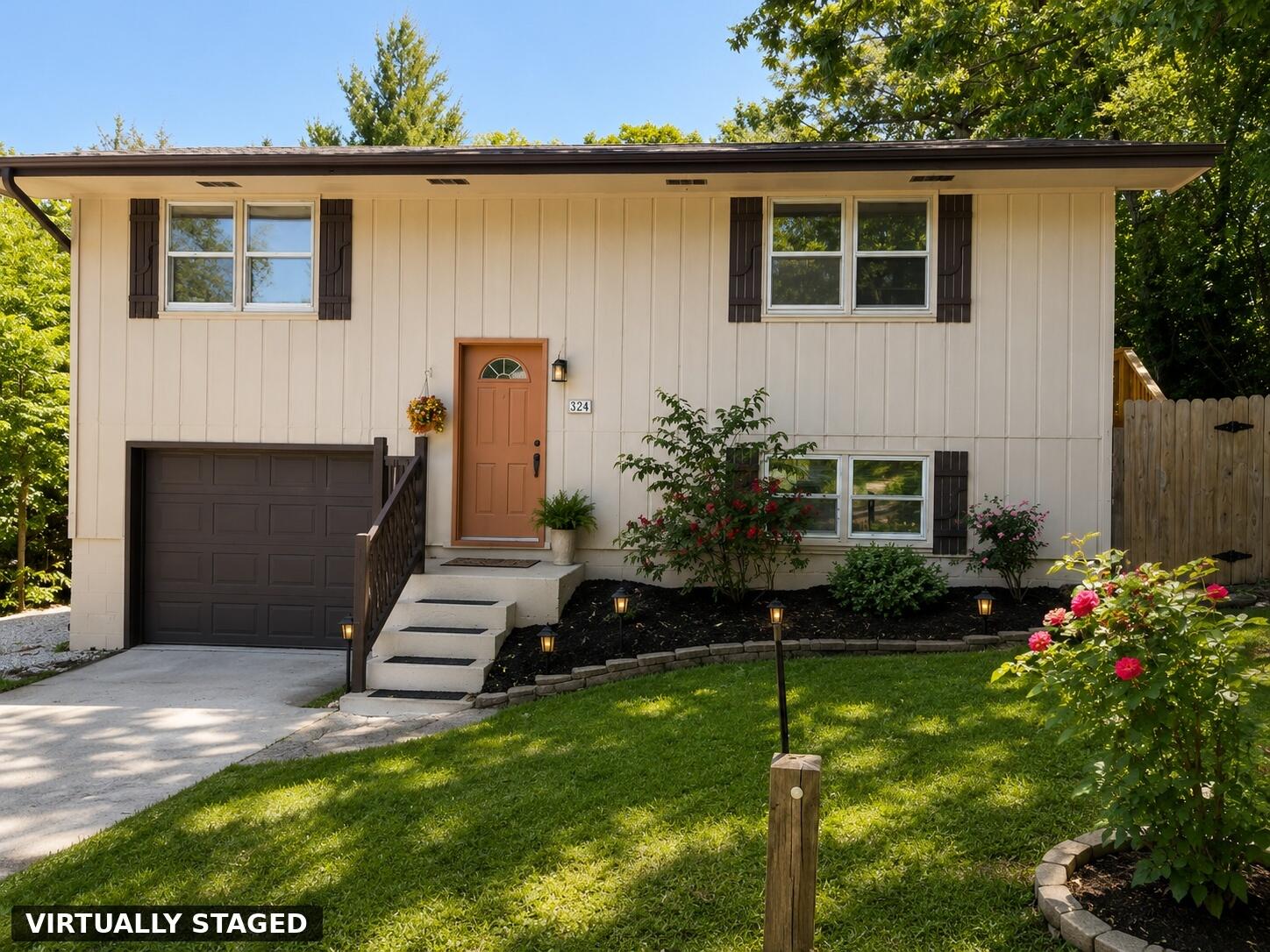 Photo of 292 Rea Street Hollister MO 65672