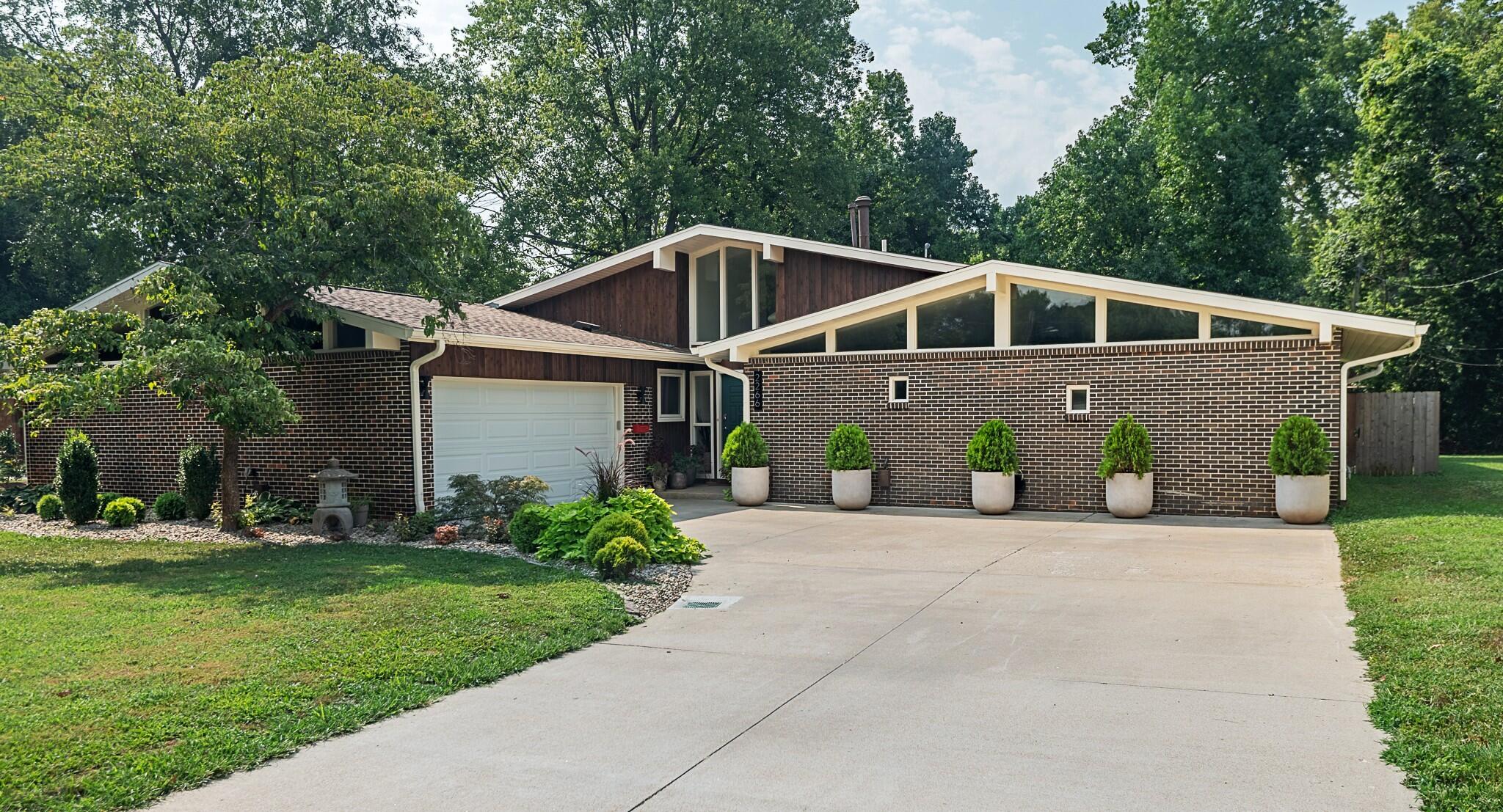 Photo of 2266 E Sunset Street Springfield MO 65804