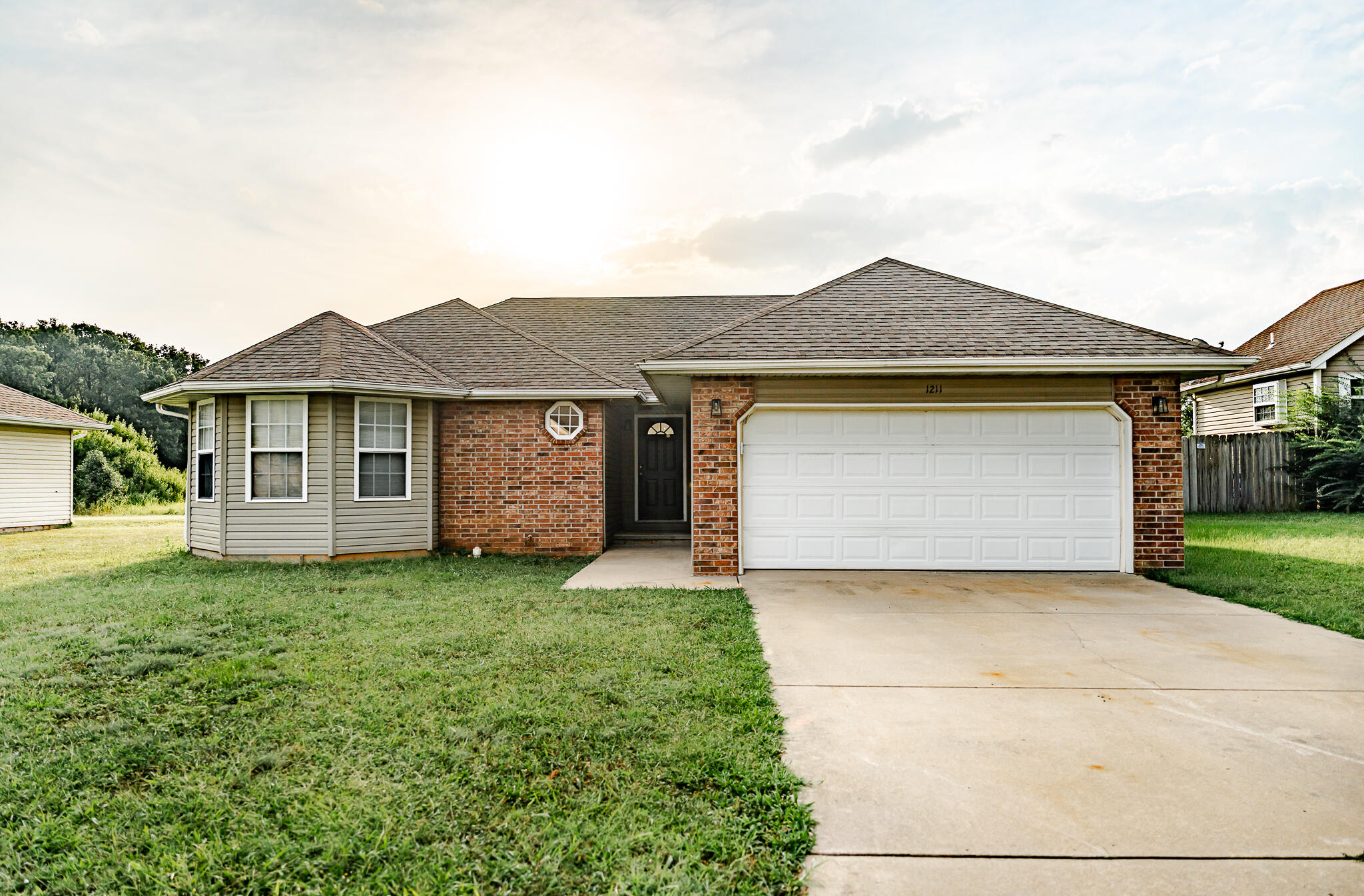 Photo of 1211 Woodland Ridge Drive Monett MO 65708