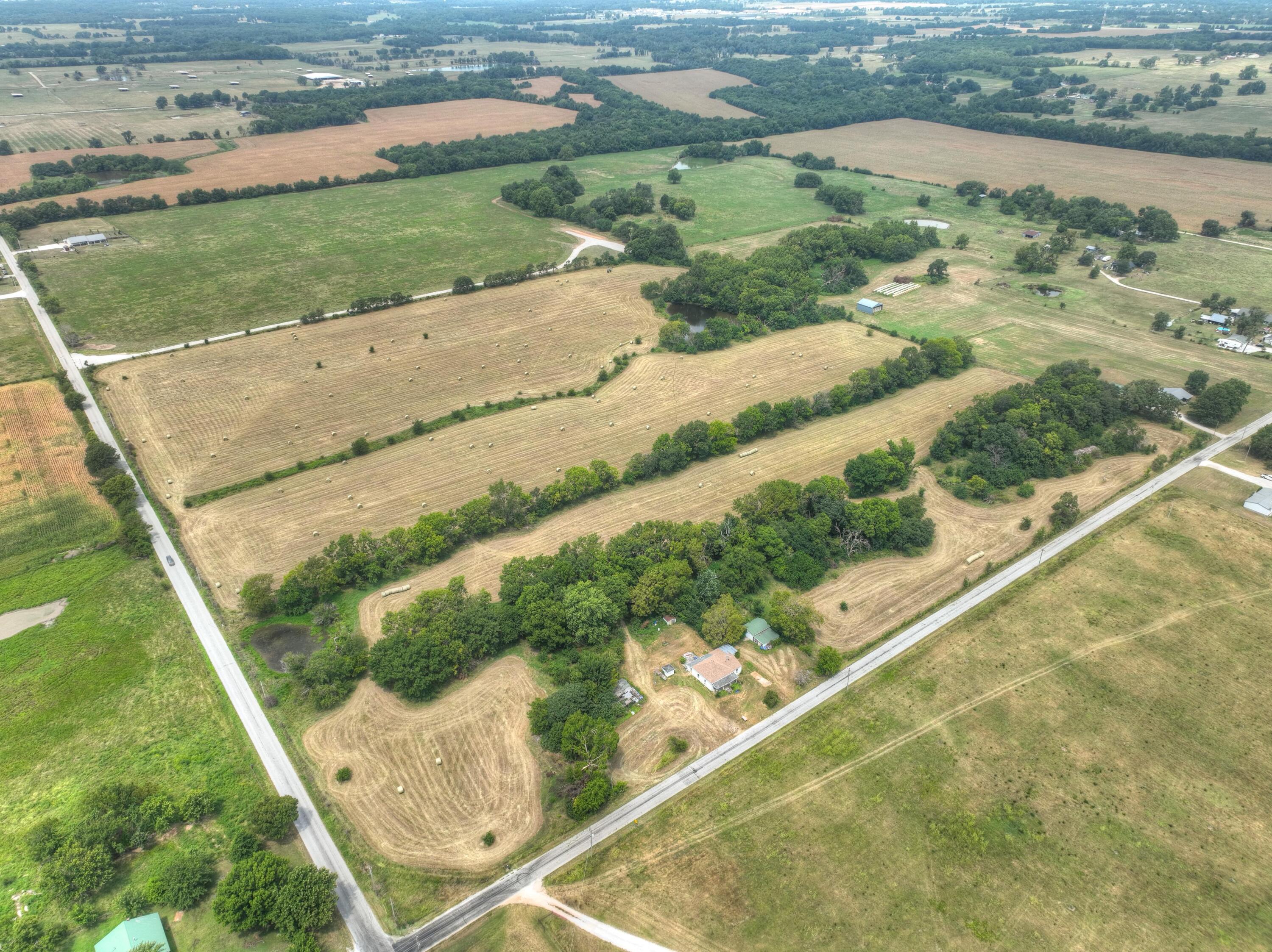 Photo of 161 County Road 80 Sarcoxie MO 64862