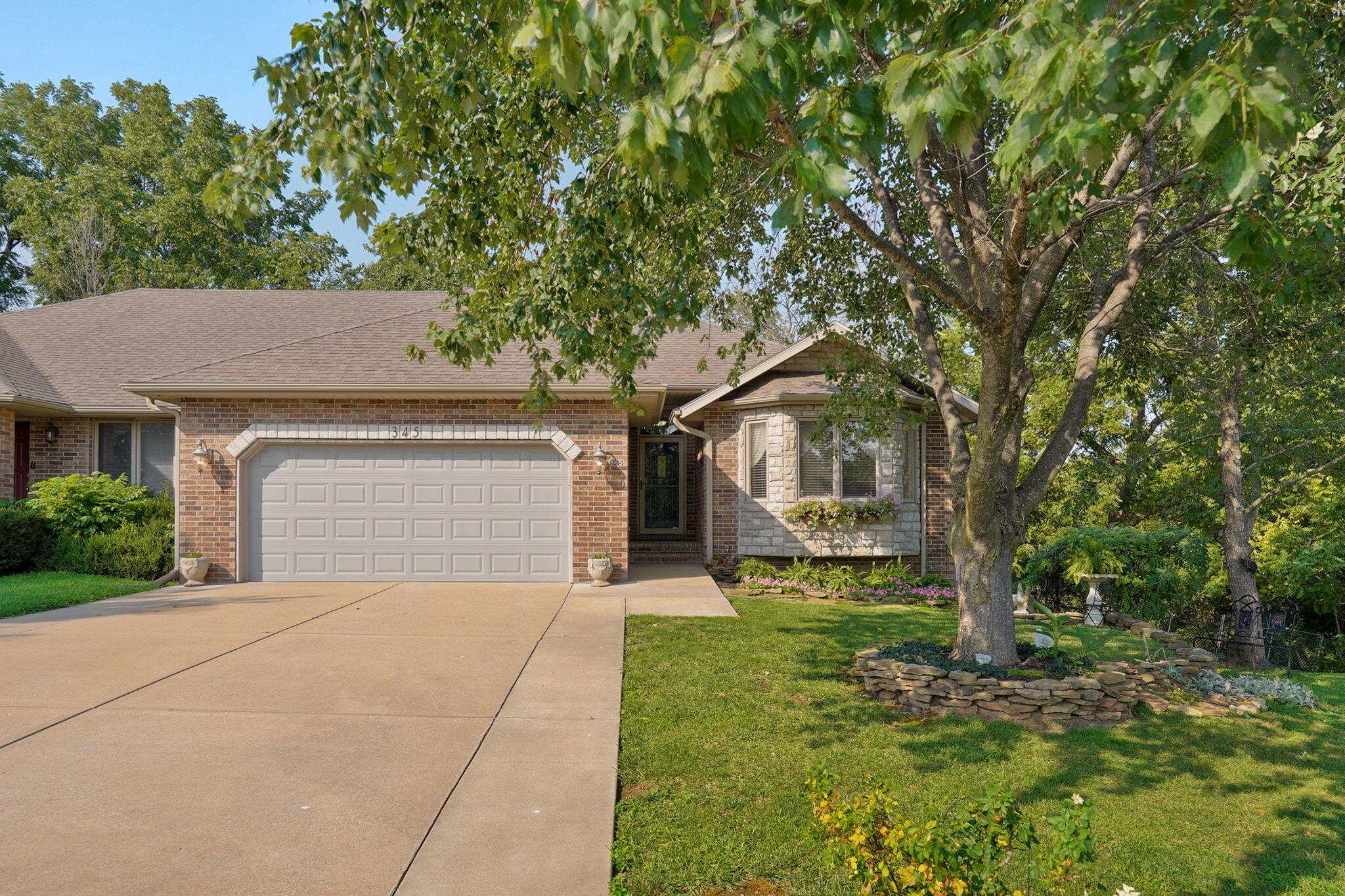 Photo of 345 E Lafayette Street Springfield MO 65810