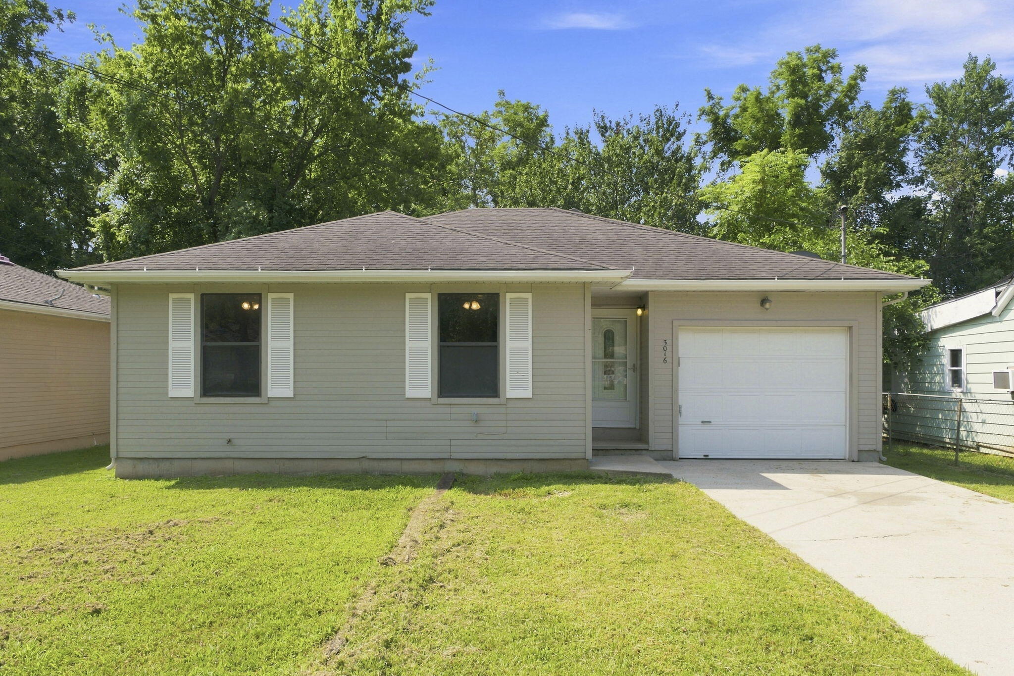 Photo of 3016 W Hovey Street Springfield MO 65802