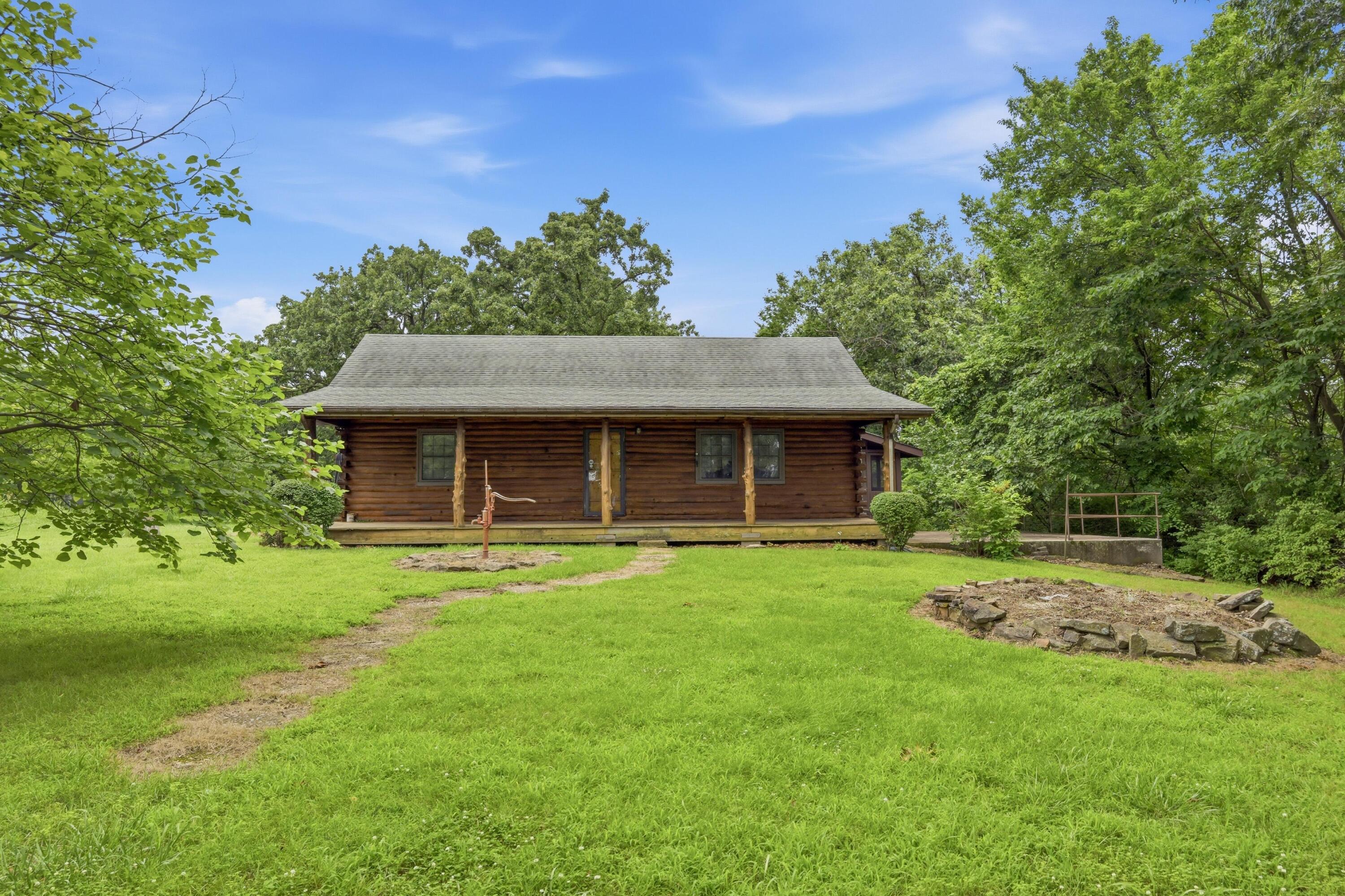 Photo of 17083 Kentucky Road Neosho MO 64850