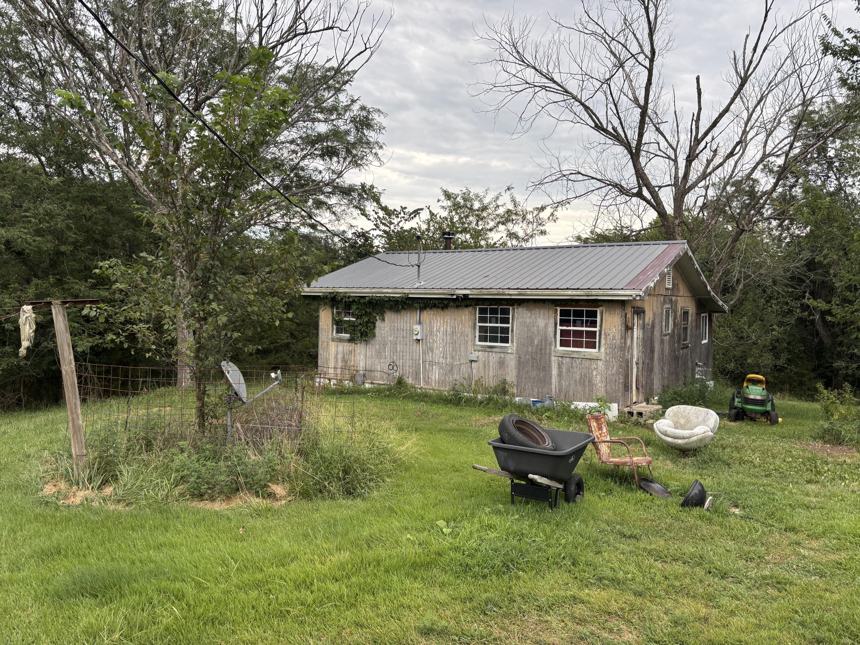 Photo of 36 Trader Lane Elkland MO 65644