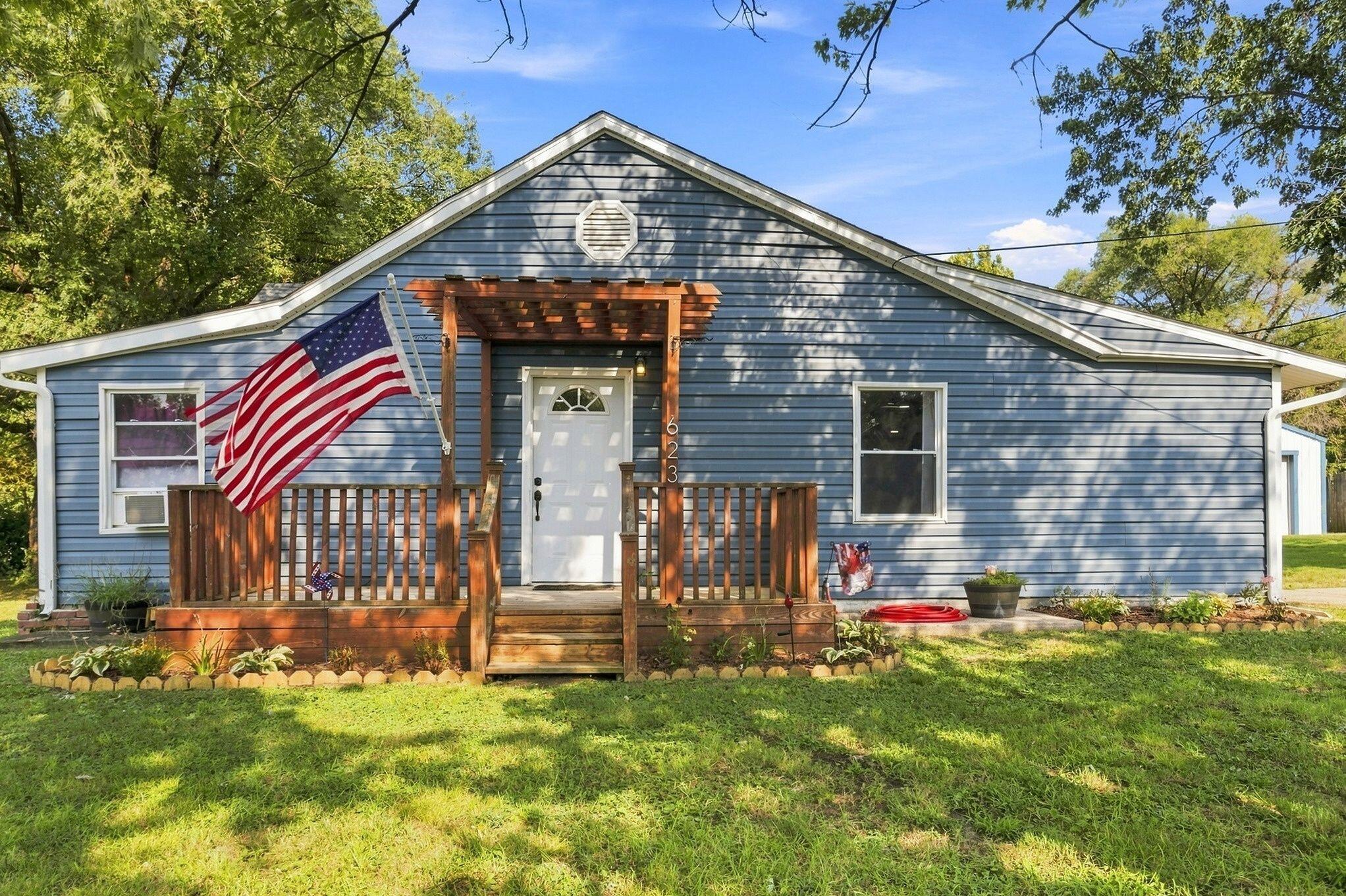 Photo of 623 S Center Street Granby MO 64844